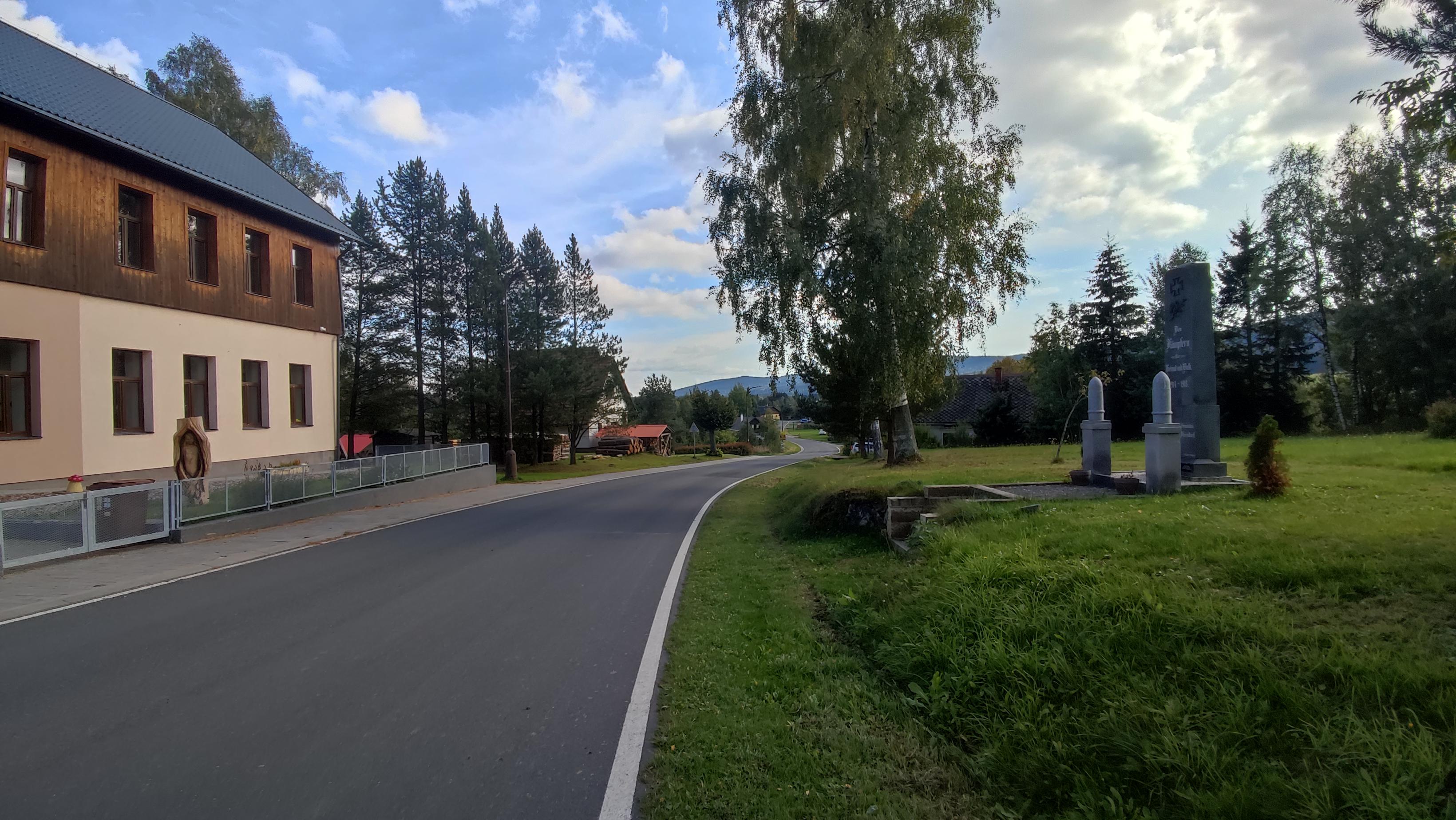 ZŠ a MŠ Orlické Záhoří foto 2