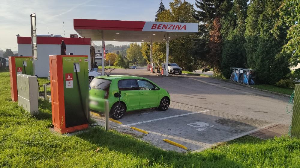 Nabíjecí stanice ČEZ foto 4