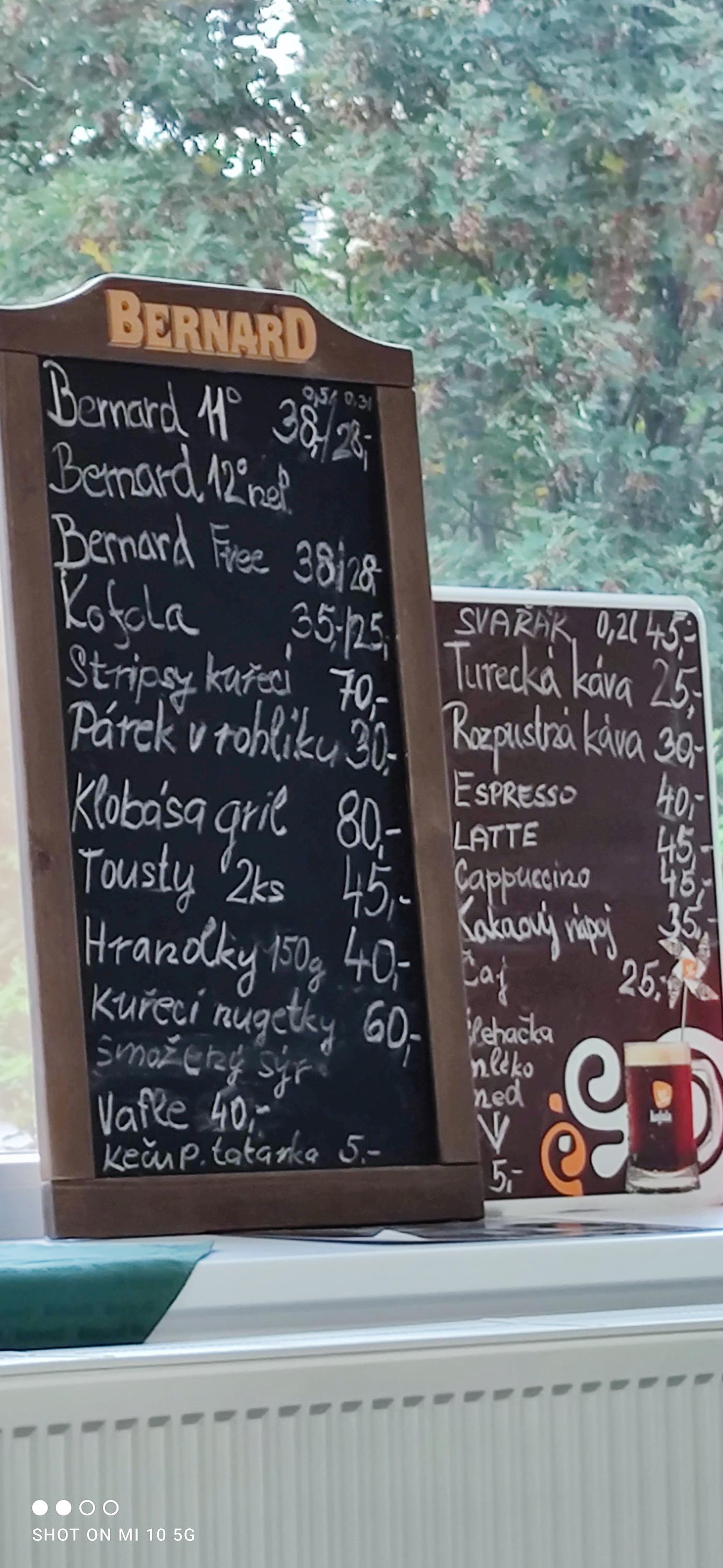 Restaurace na zimním stadionu foto 4