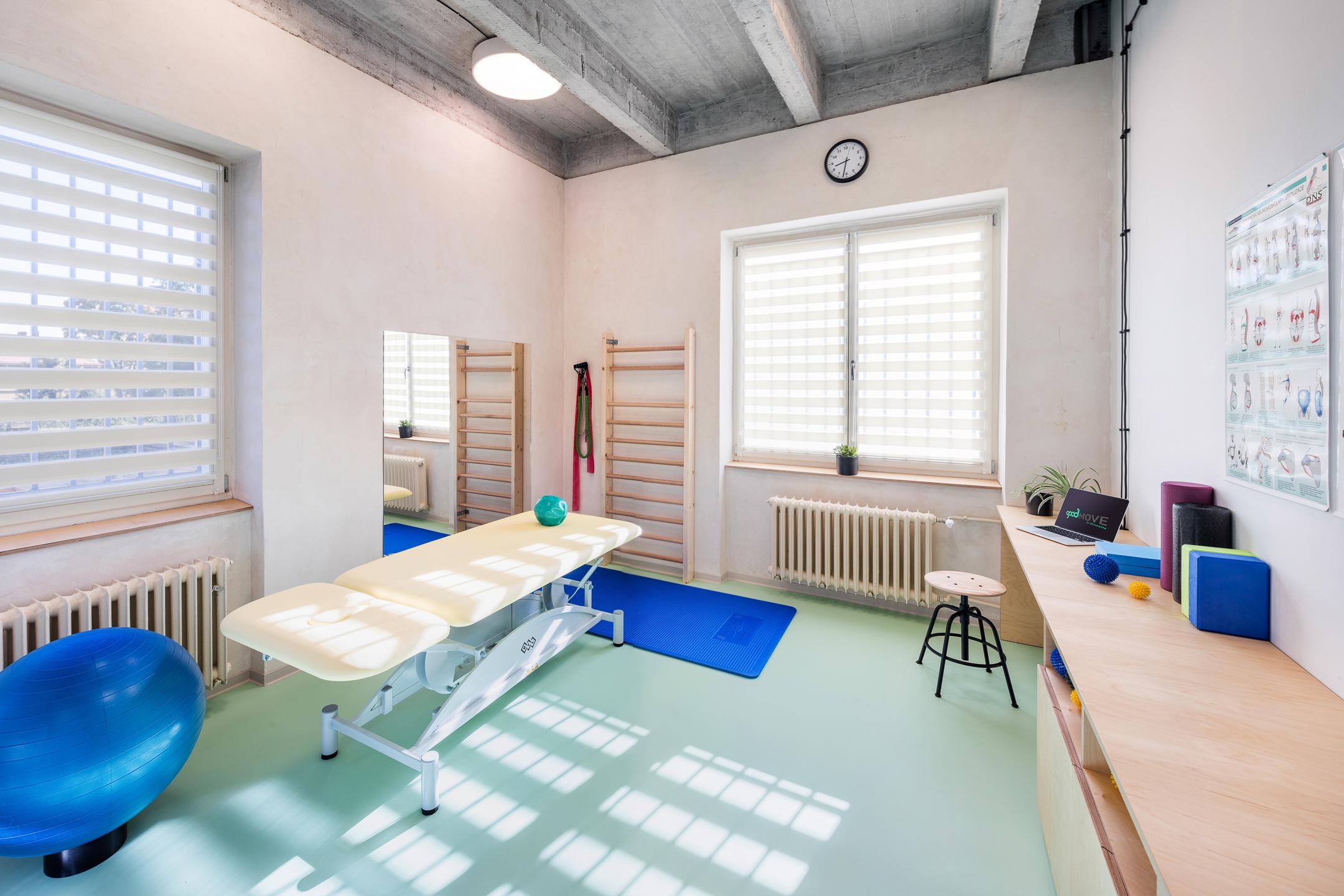 Good Move by Chramosta