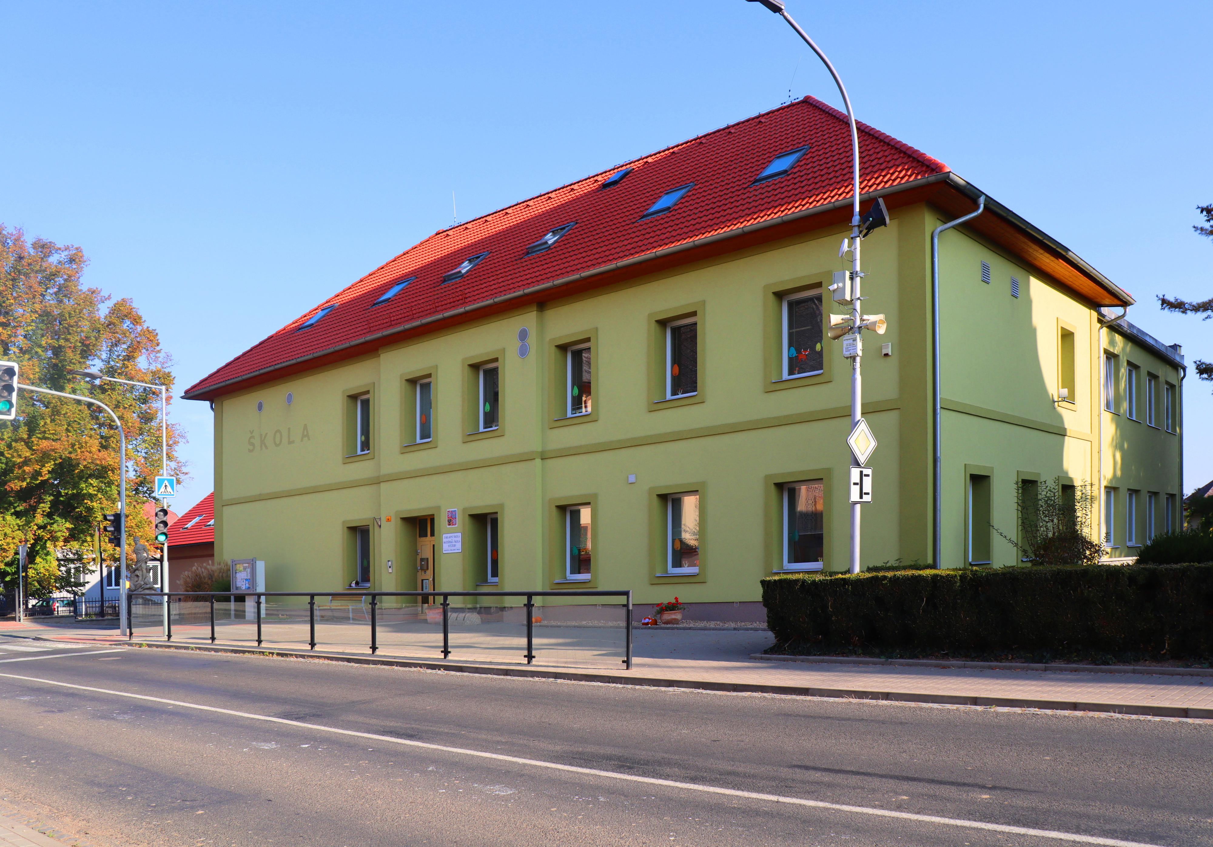 ZŠ a MŠ Stěžery foto 3