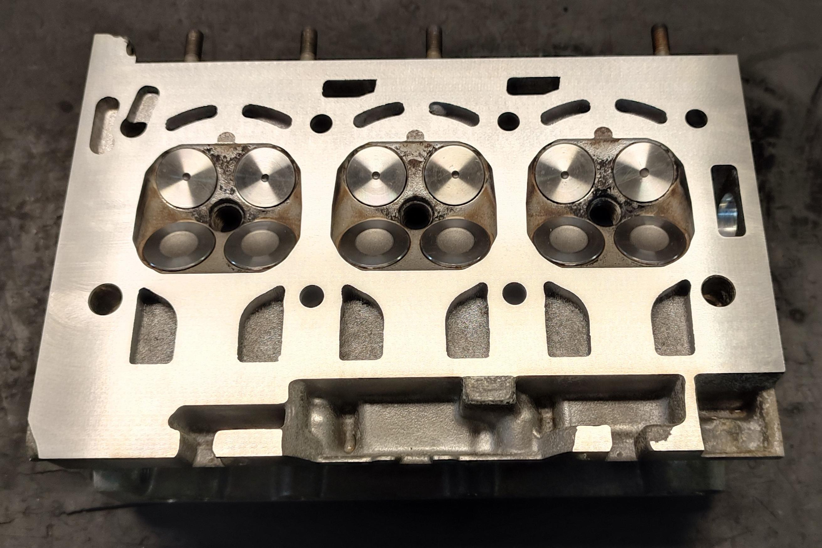 Opravy hlav válců - Pernica Tomáš foto 1