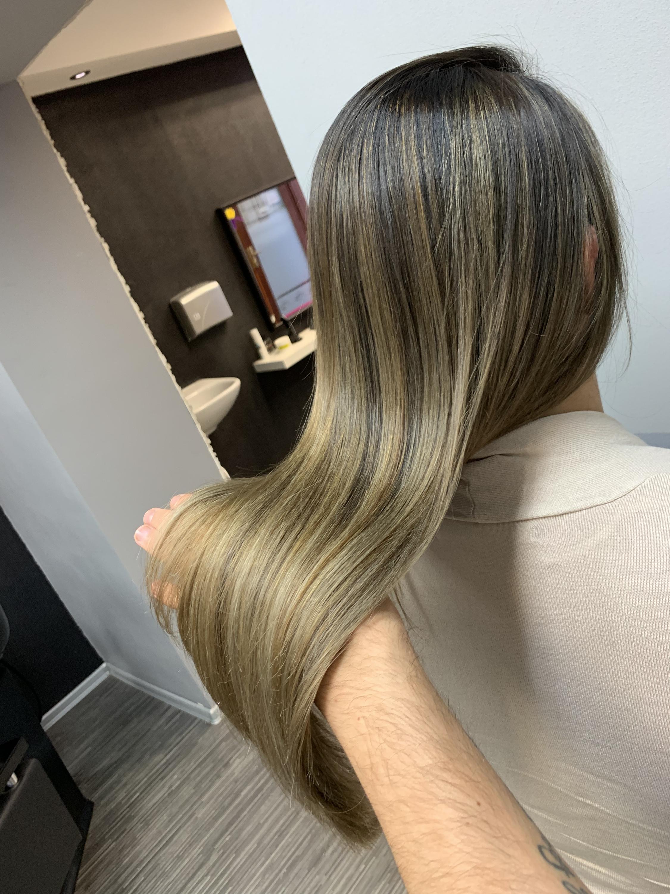 MK HAIR STUDIO, MARTIN KANIS foto 3