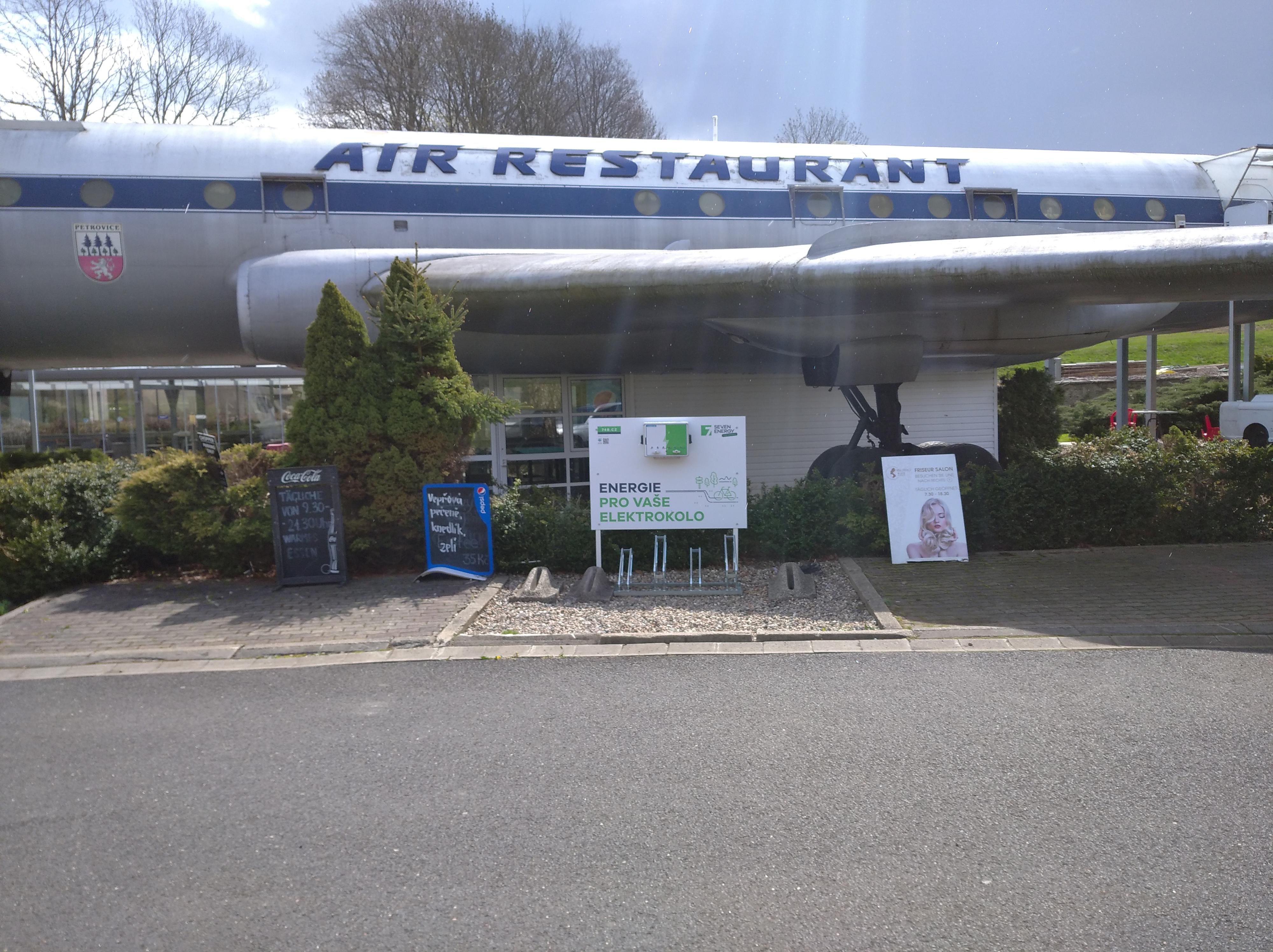 Nabíjecí stanice Air Restaurant Petrovice foto 5