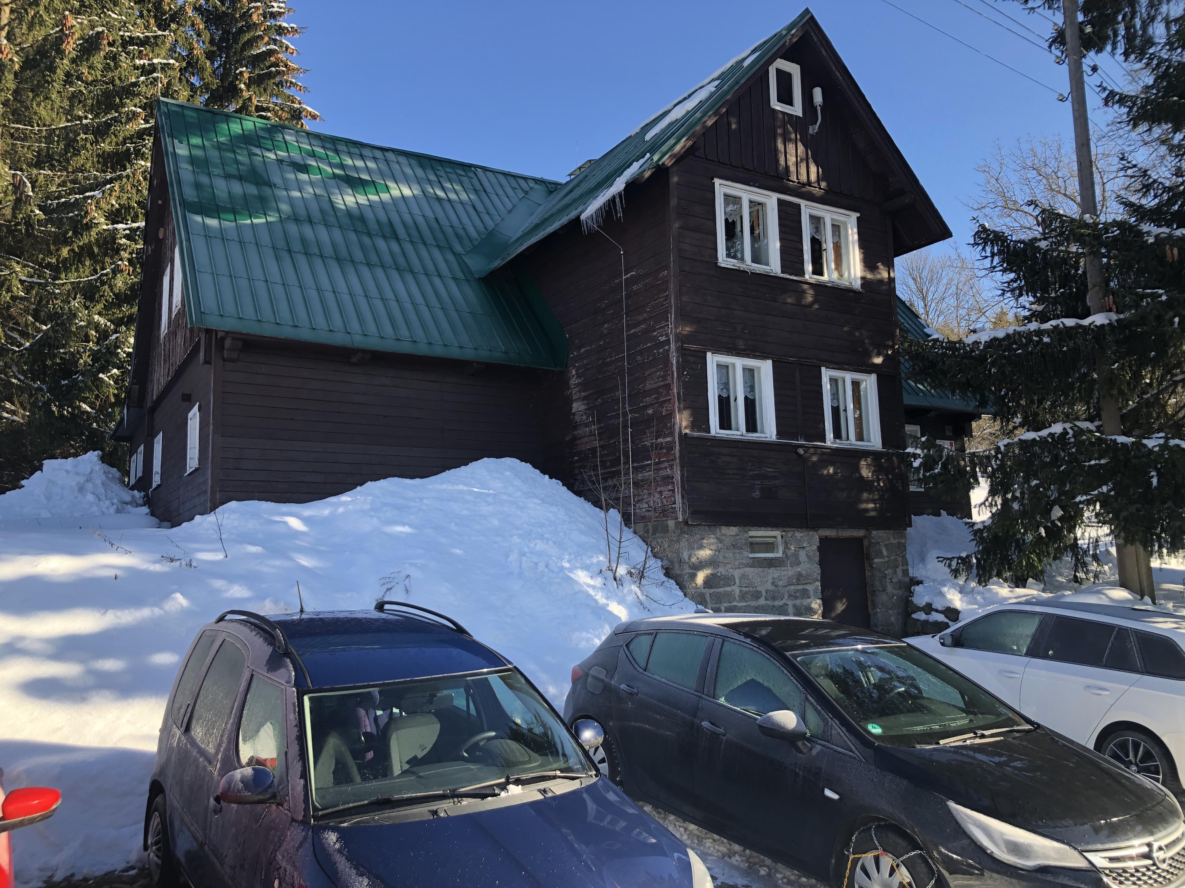 Ubytování Školní chata Desná