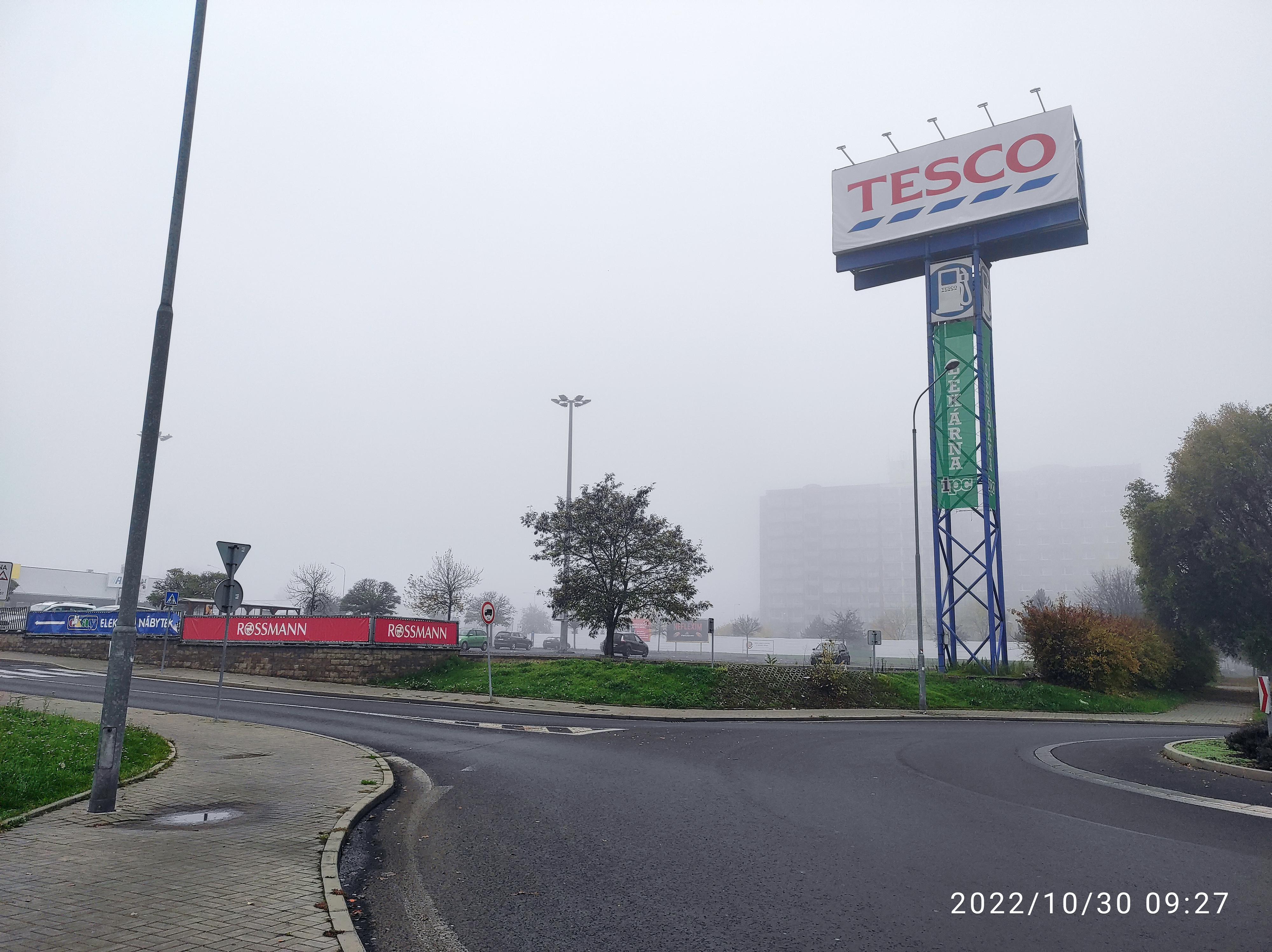 Tesco foto 2