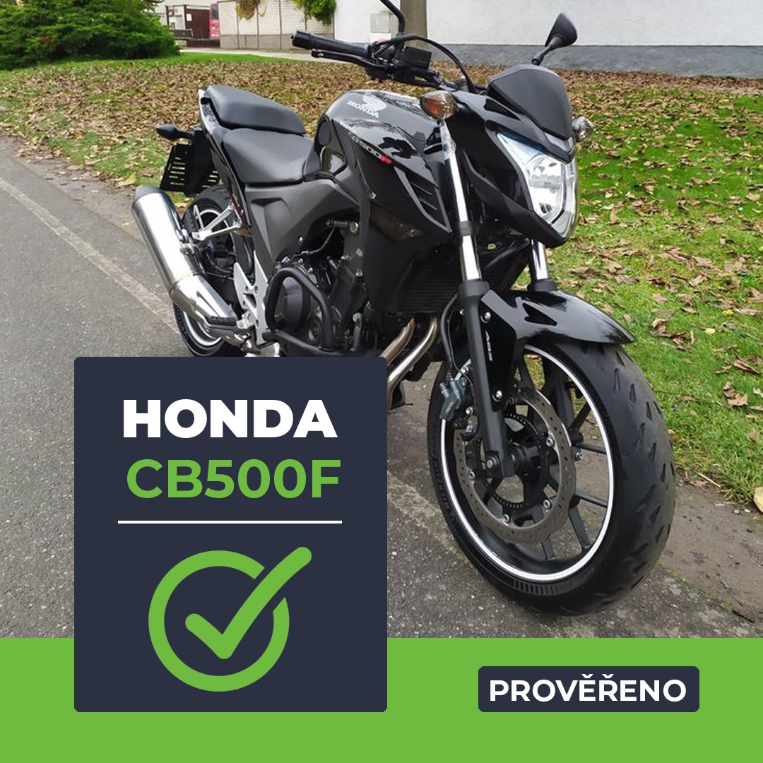 Auto-moto v budově městského úřadu foto 2