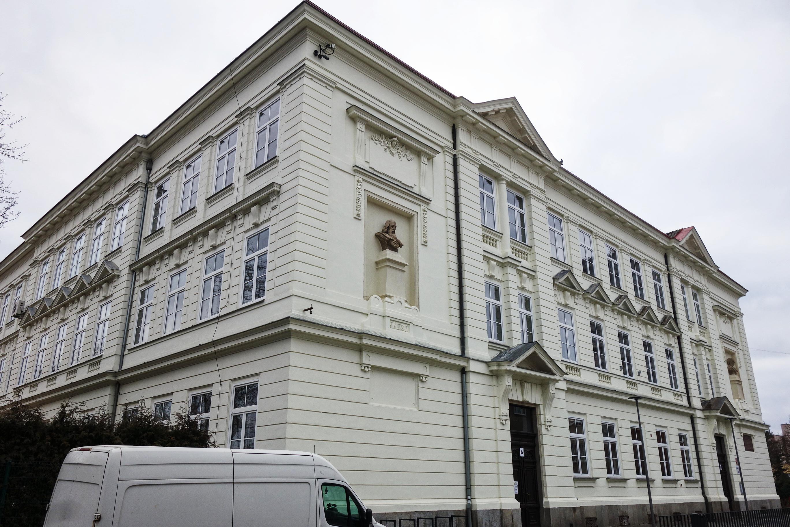 ZŠ Dobříš, Komenského nám. foto 3