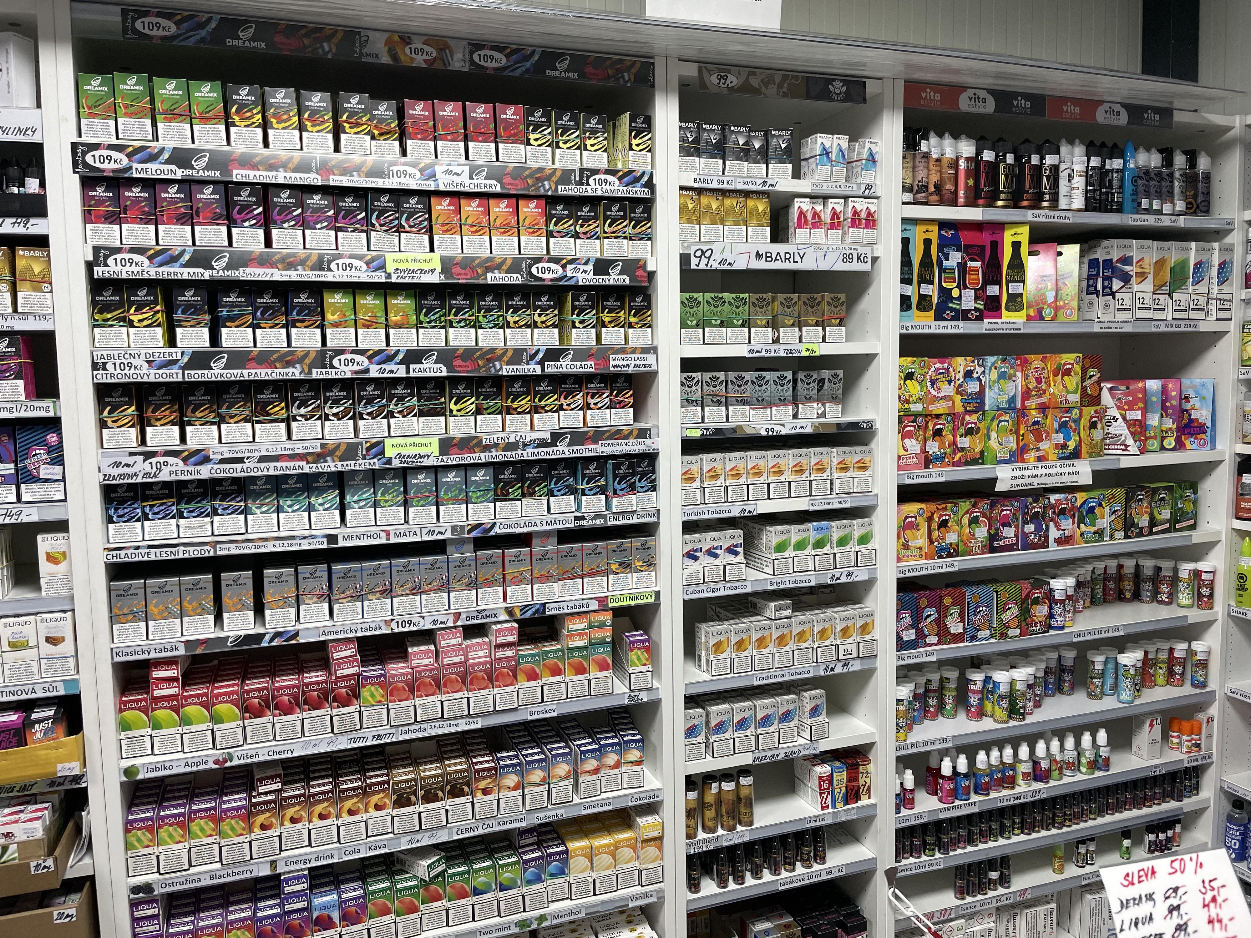 Elektronické a jednorázové cigarety foto 4