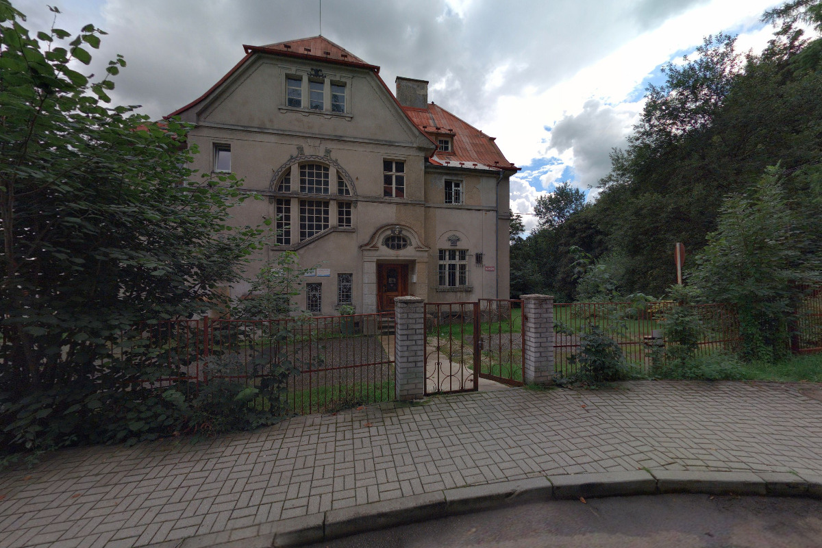 MUDr. Mohamed Al-Rabahi, MediClinic a.s.