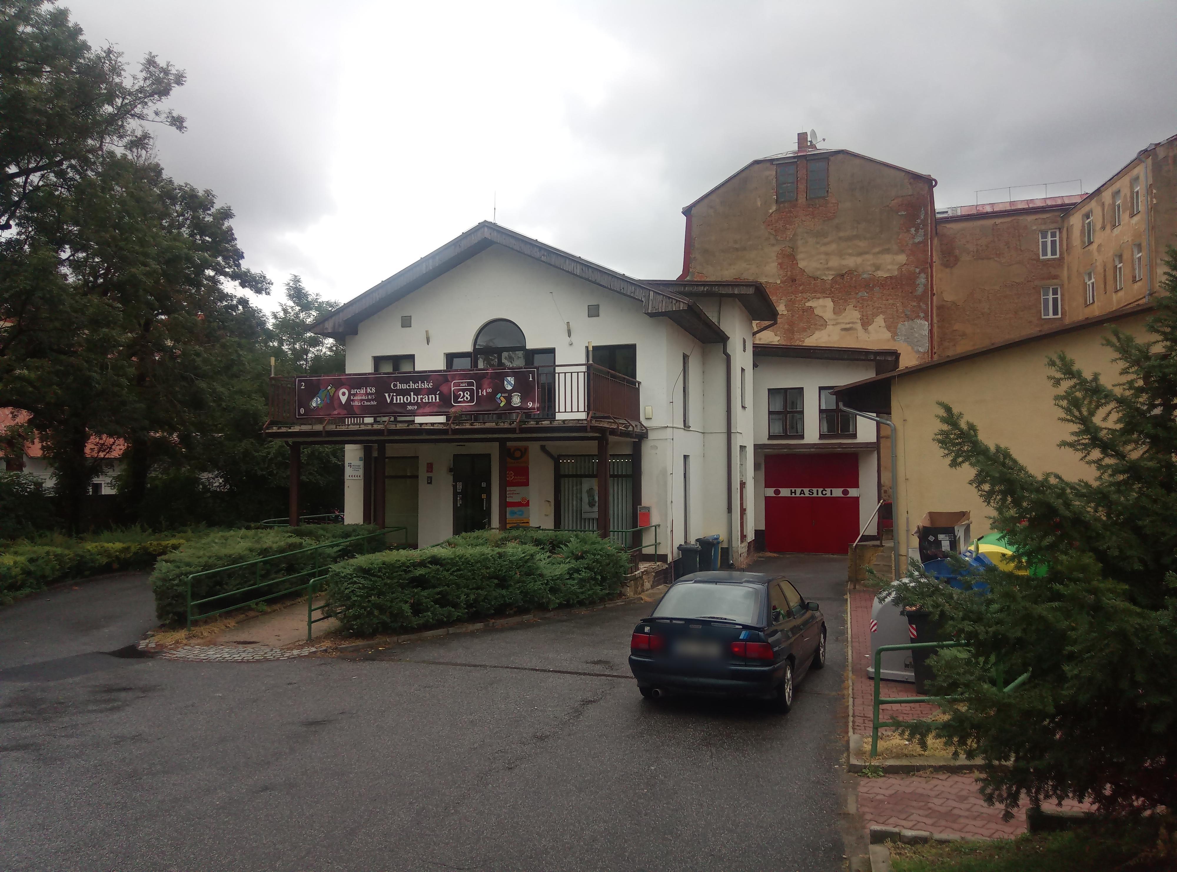 Městská knihovna v Praze - Velká Chuchle foto 3