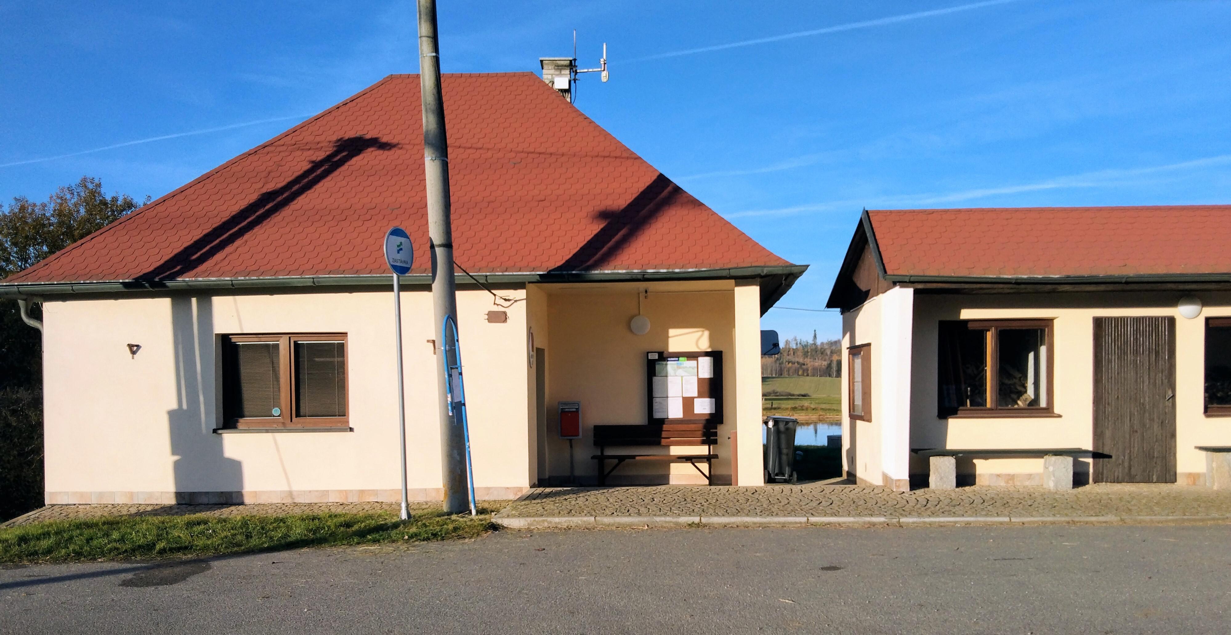 Olší - obecní úřad foto 2
