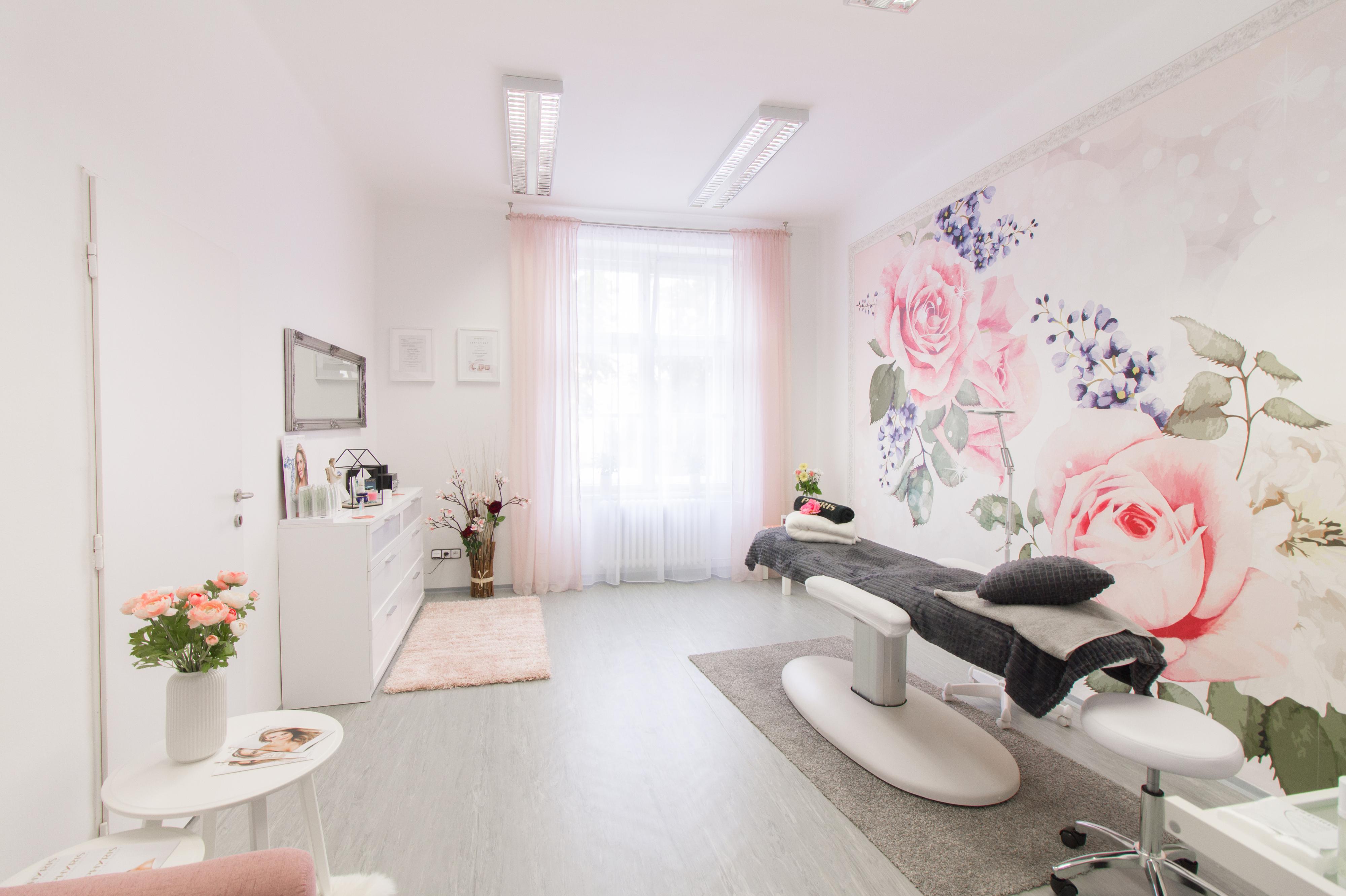 SALON ROSES - kosmetické studio