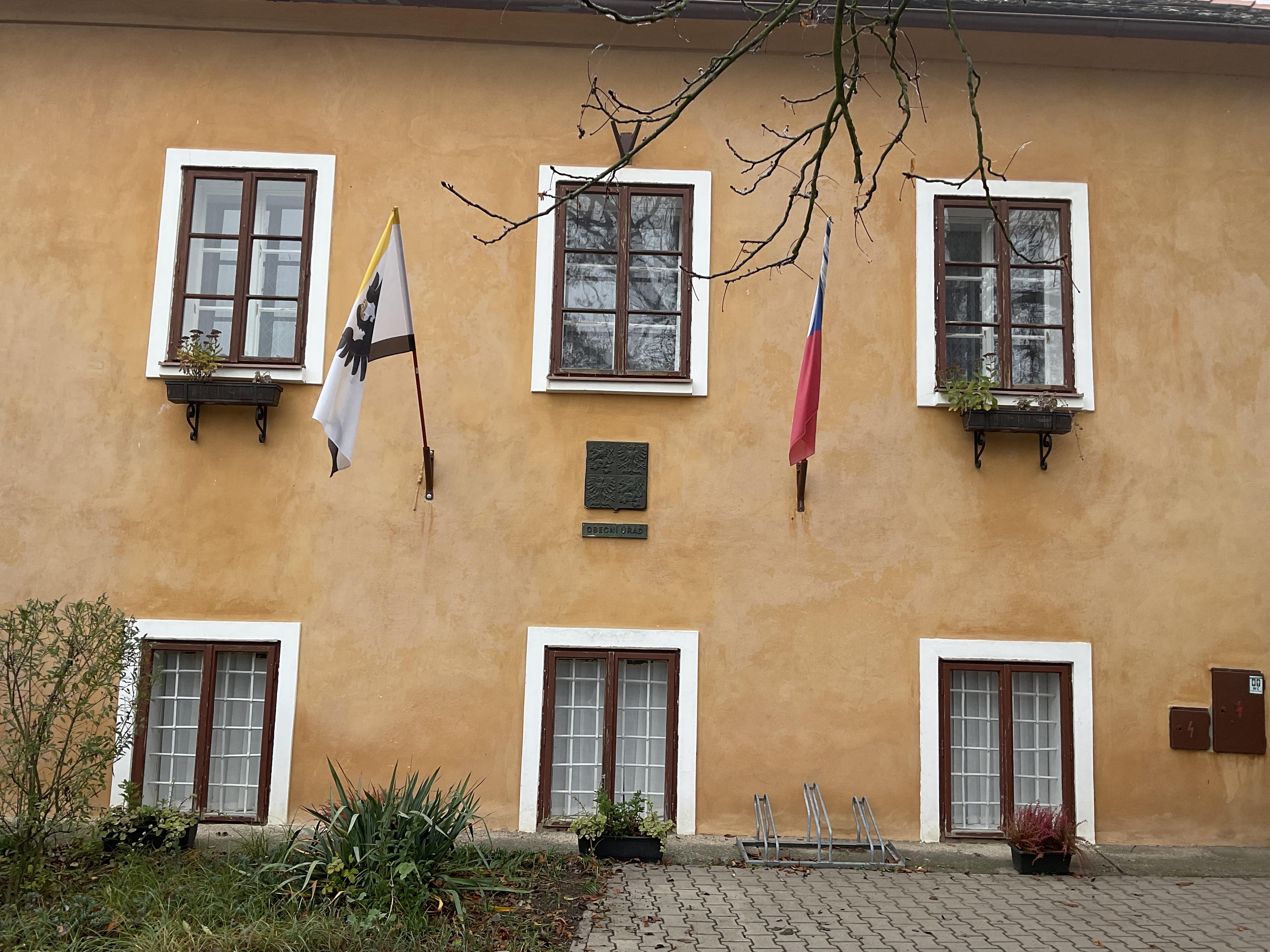 Městys Panenský Týnec foto 2
