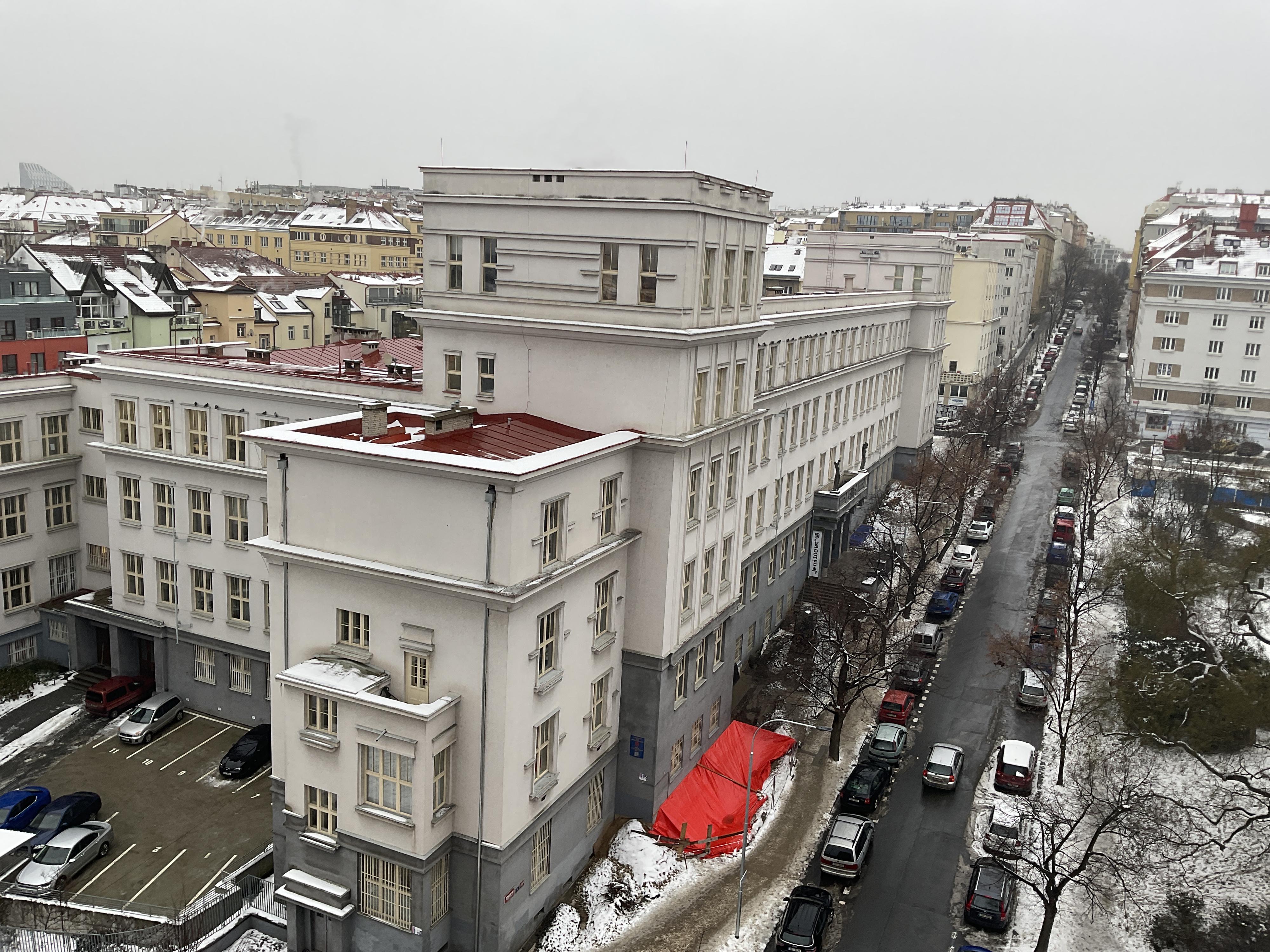 Střední uměleckoprůmyslová škola, Praha 3 foto 3