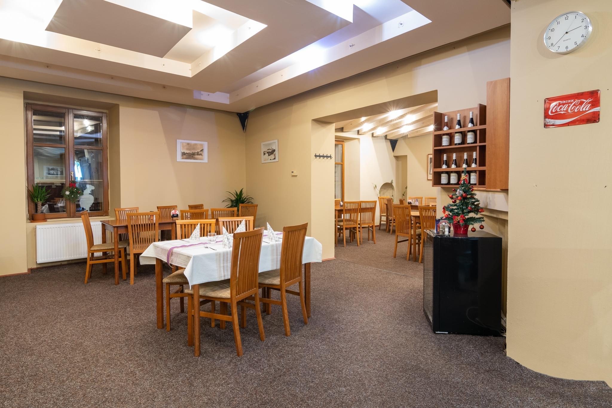 Zámecká restaurace foto 6