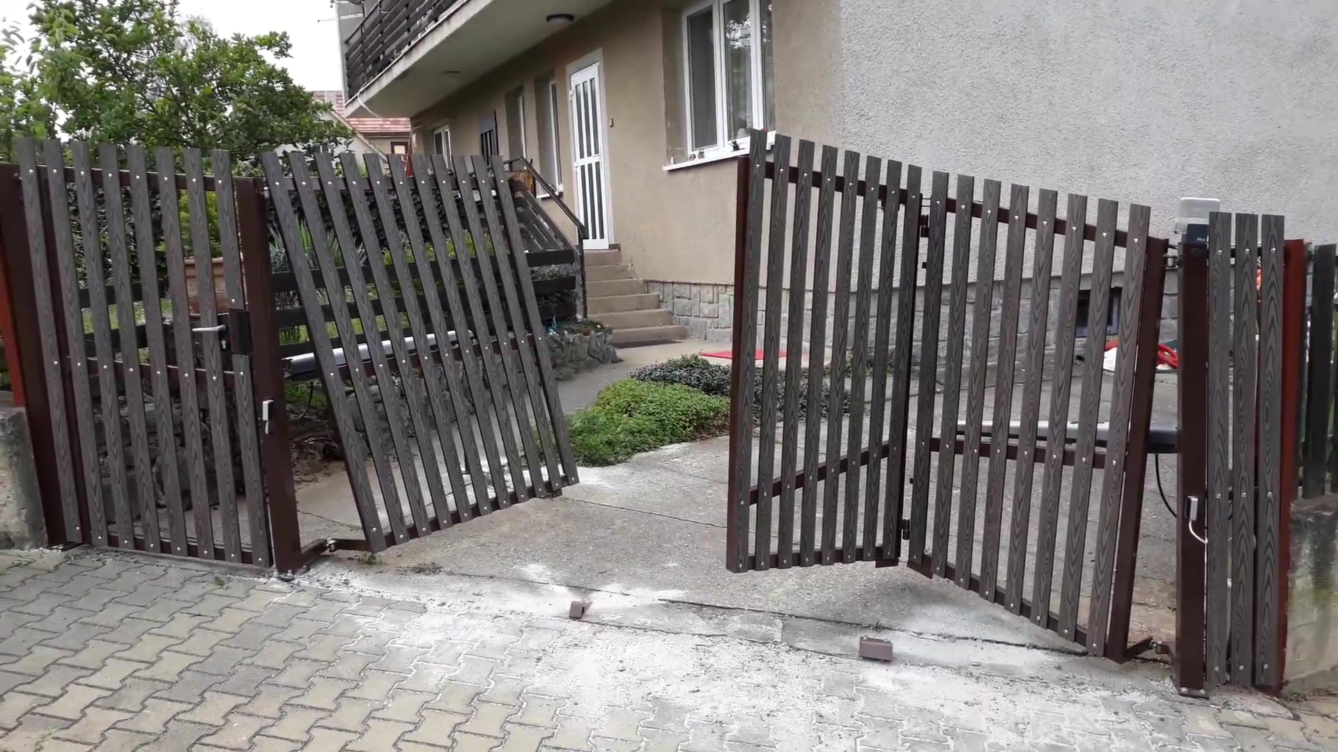 Kovovýroba Vilém Varga foto 2 (náhled videa)