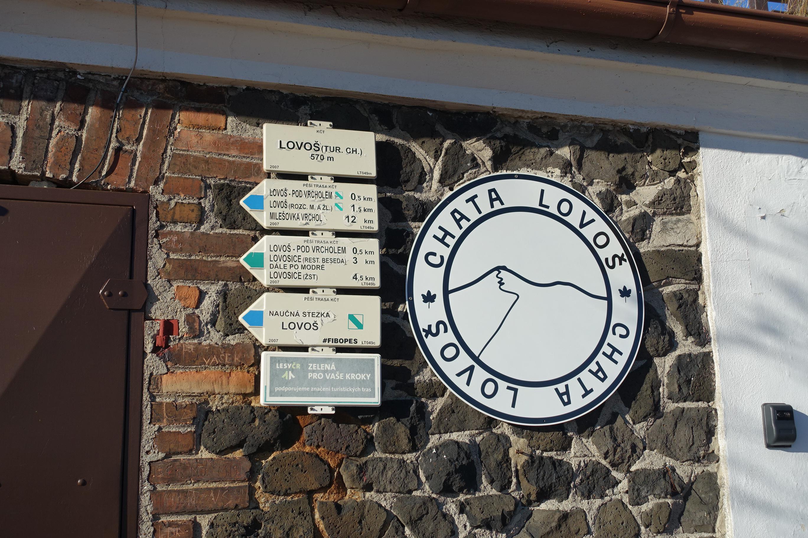 Chata Lovoš - Restaurace foto 2