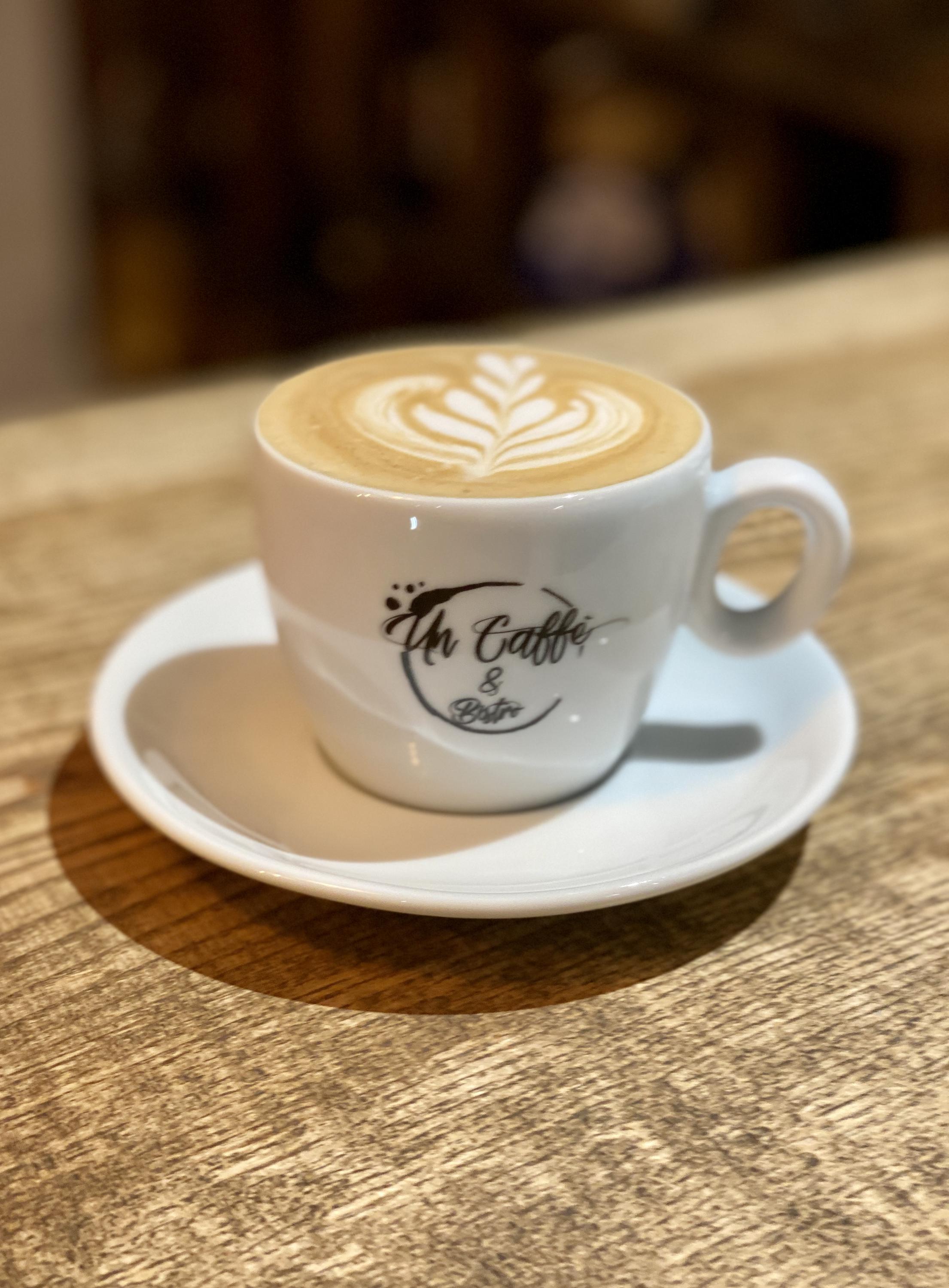 Un Caffé & Bistro foto 3