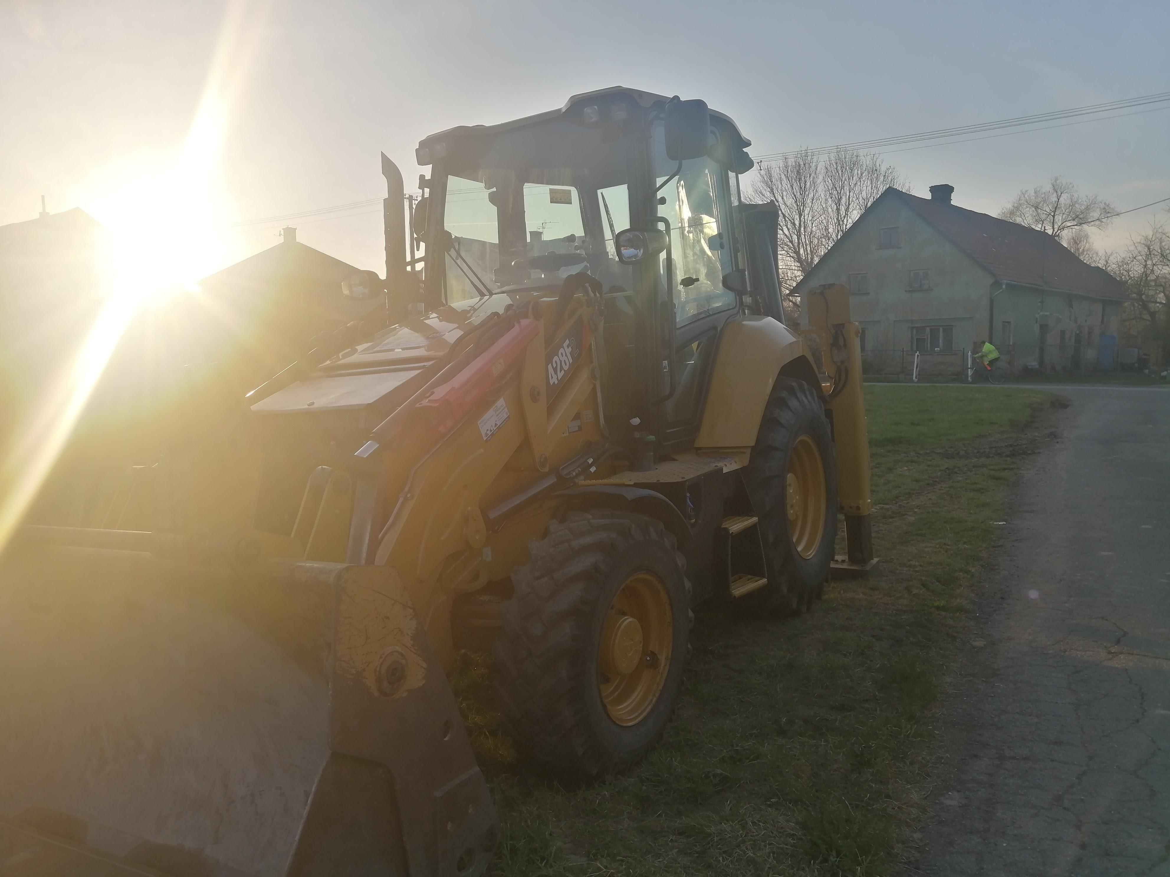 Práce s bagrem PETR DVORSKÝ foto 4