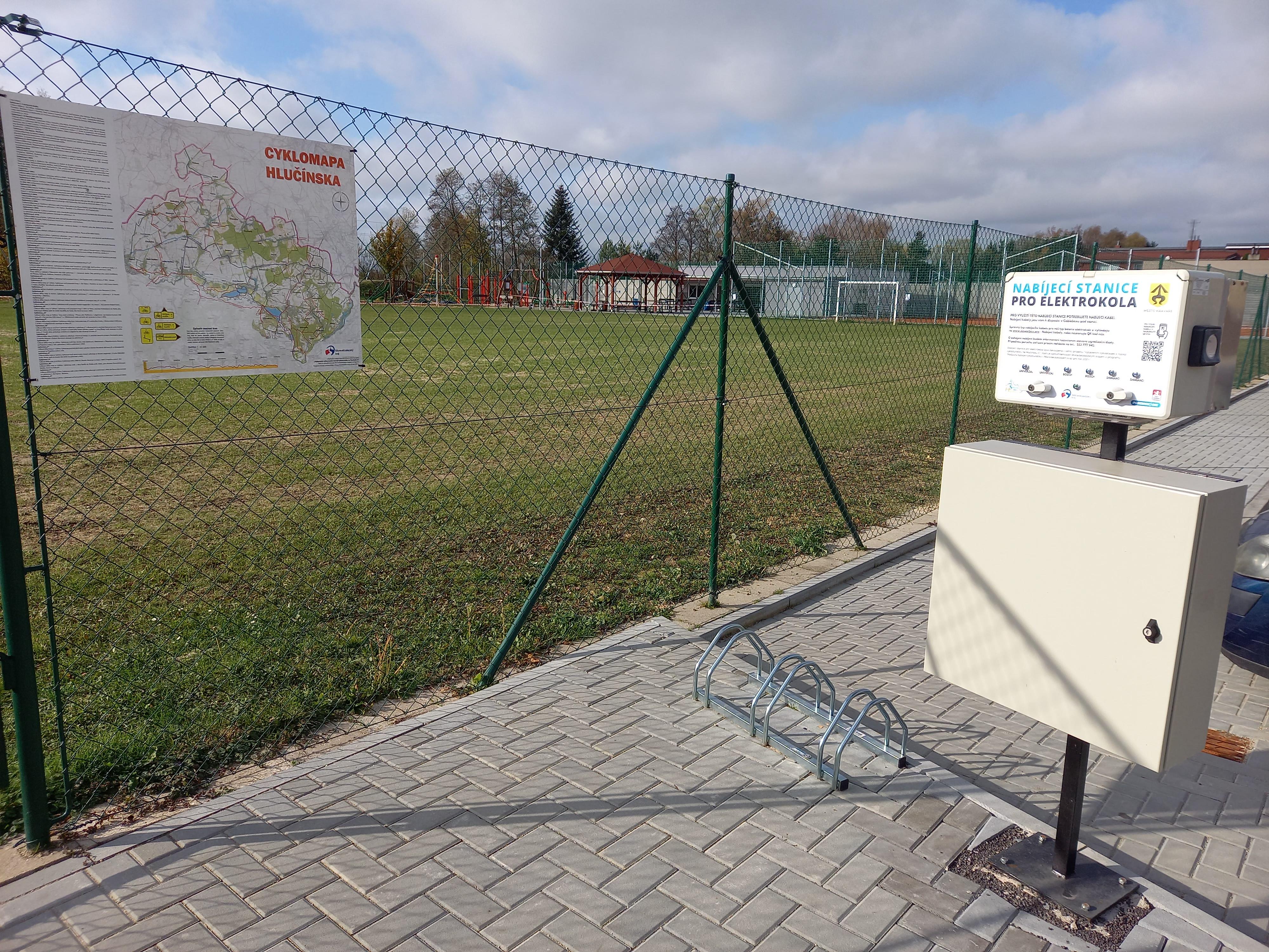 Nabíjecí stanice Sportovní areál Olšinky foto 2