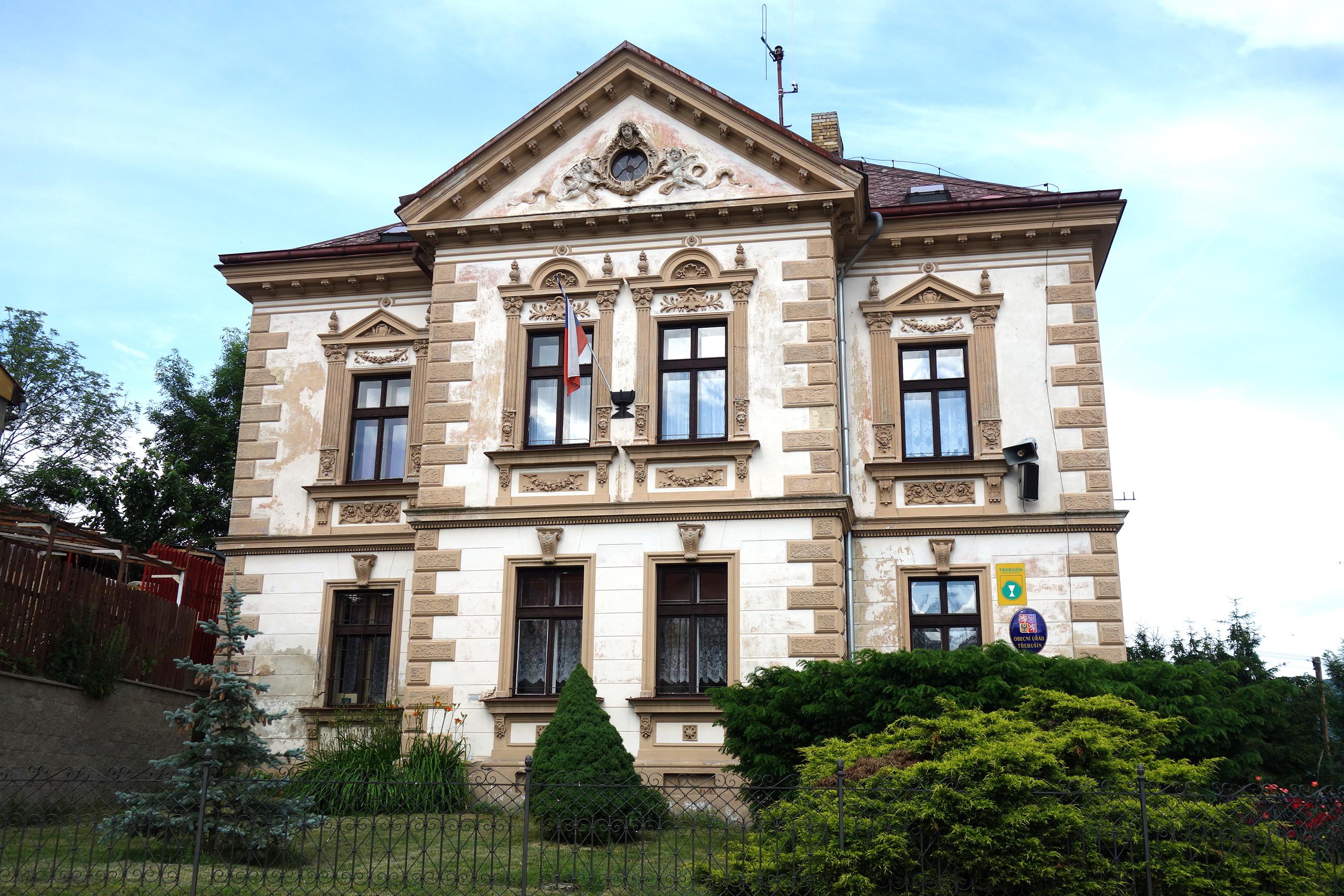 Místní knihovna Třebušín foto 2