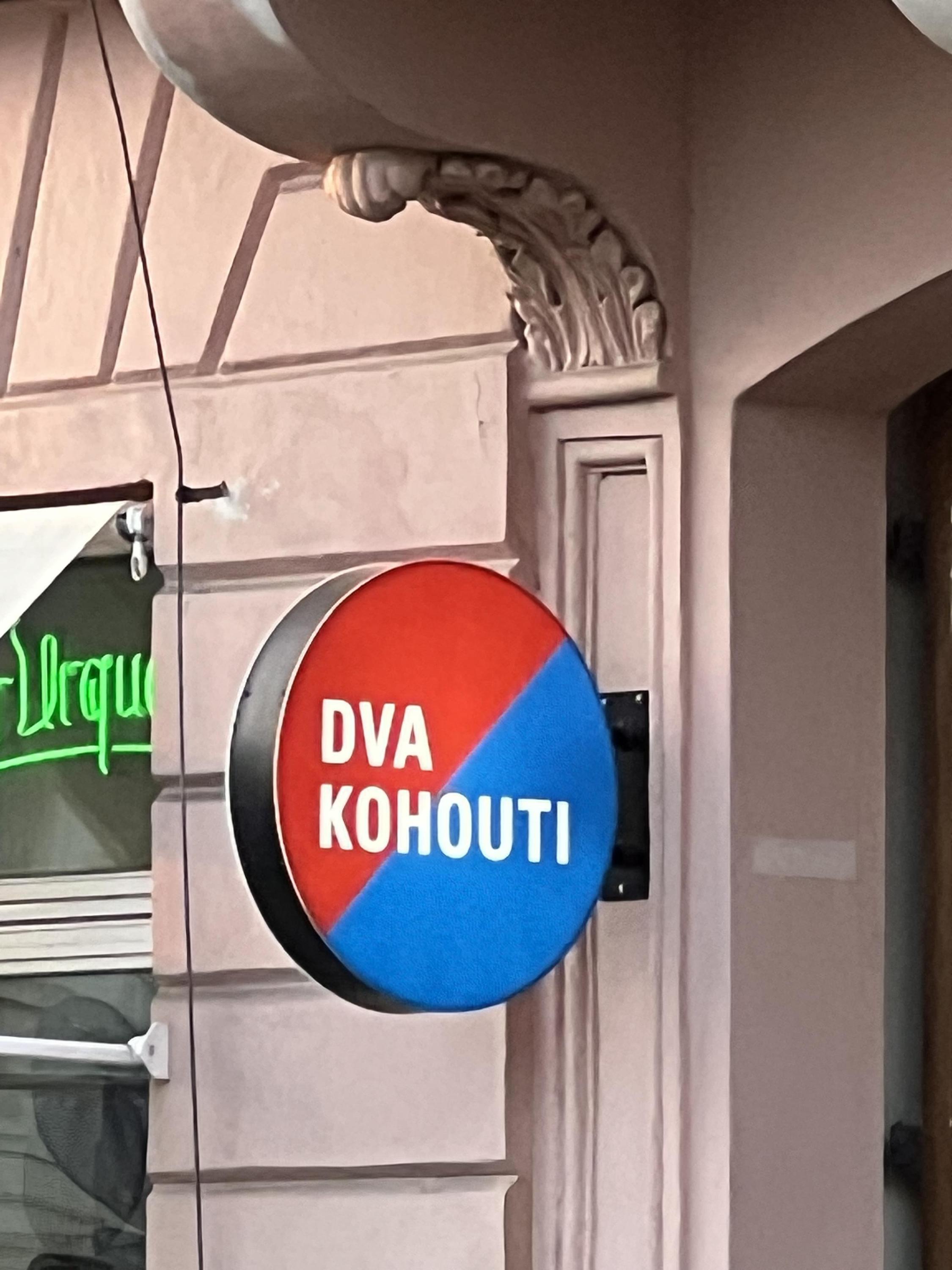 Dva kohouti foto 2
