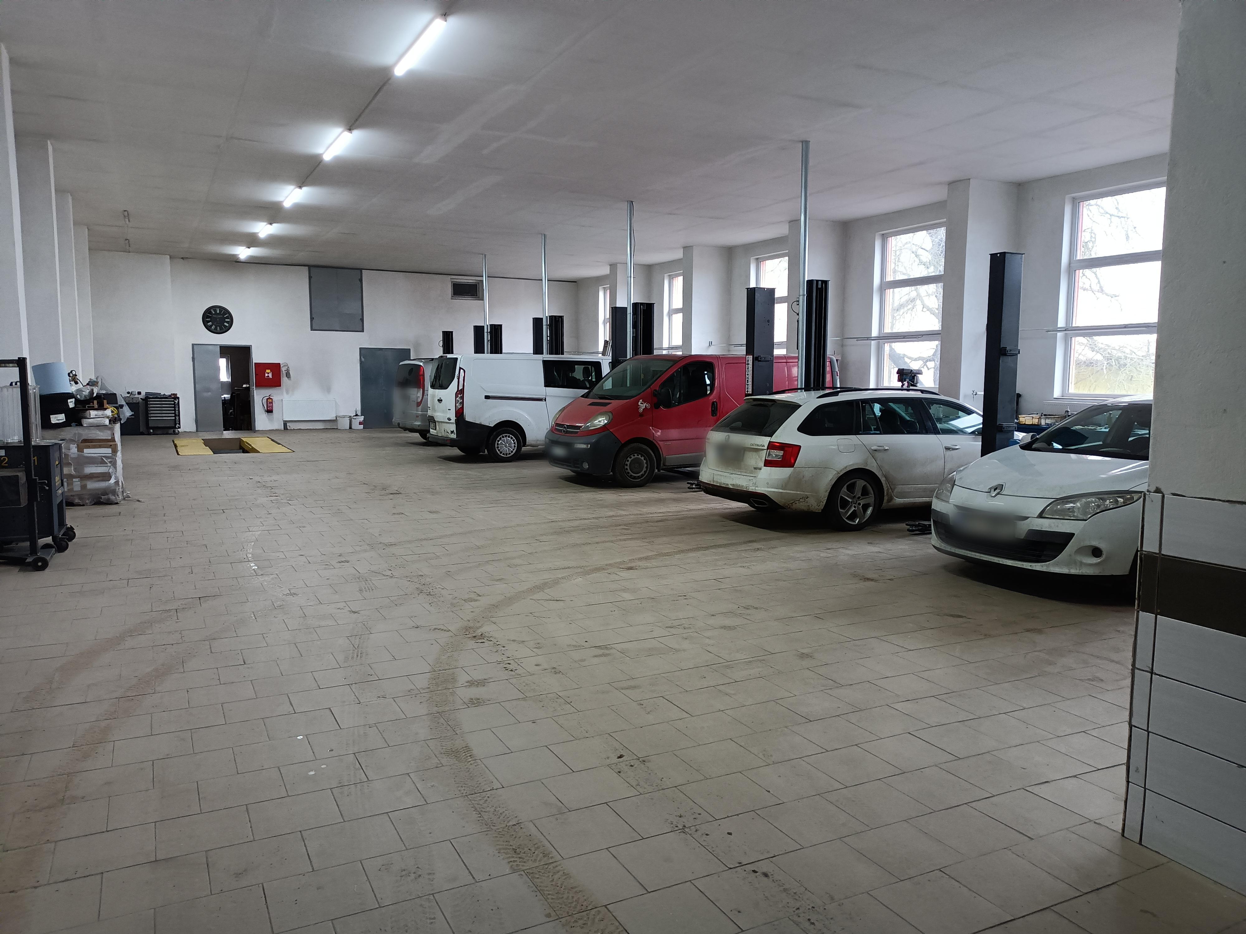 Autoservis - pneuservis - autodíly Andrle foto 4