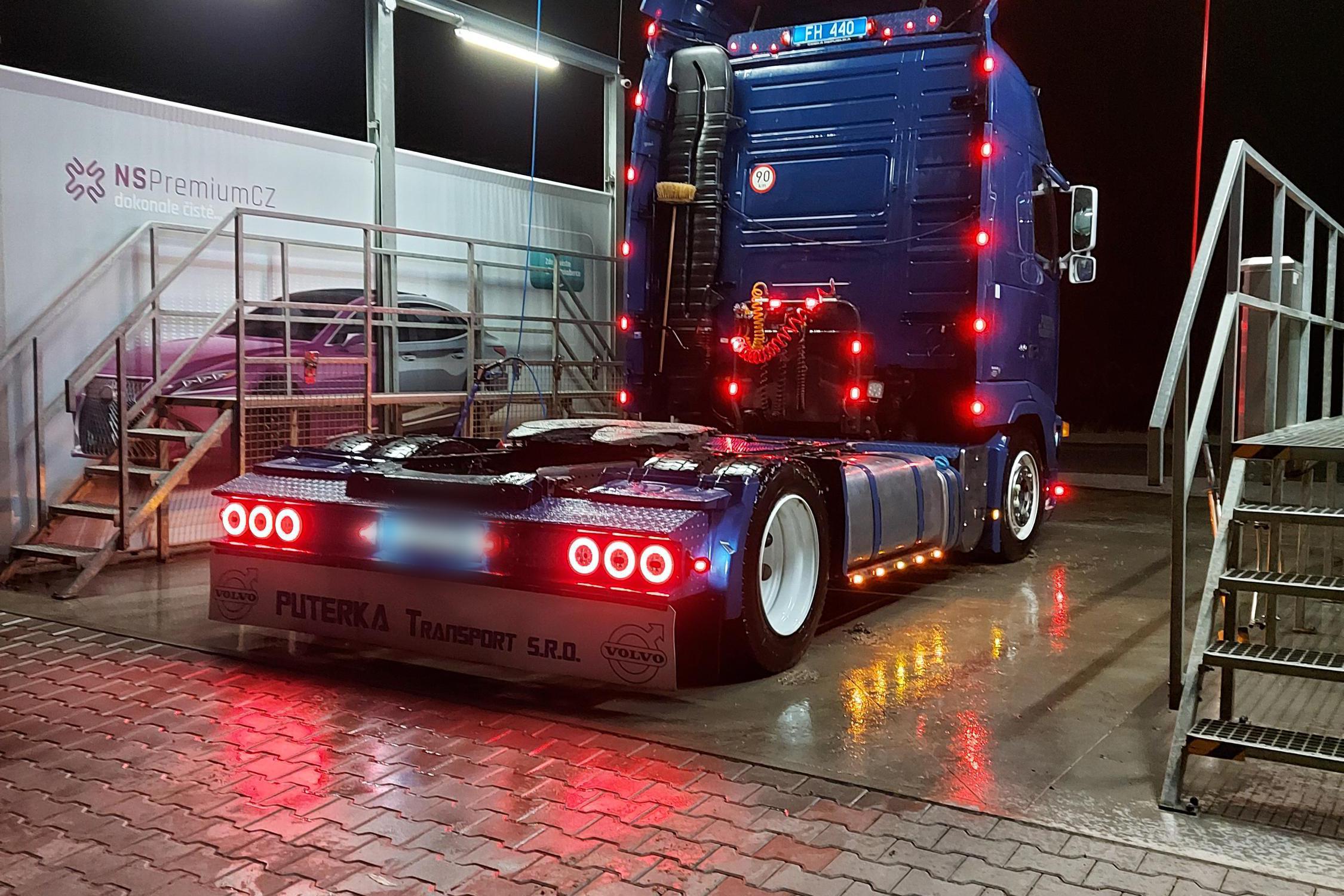 PUTERKA Transport s.r.o. foto 1