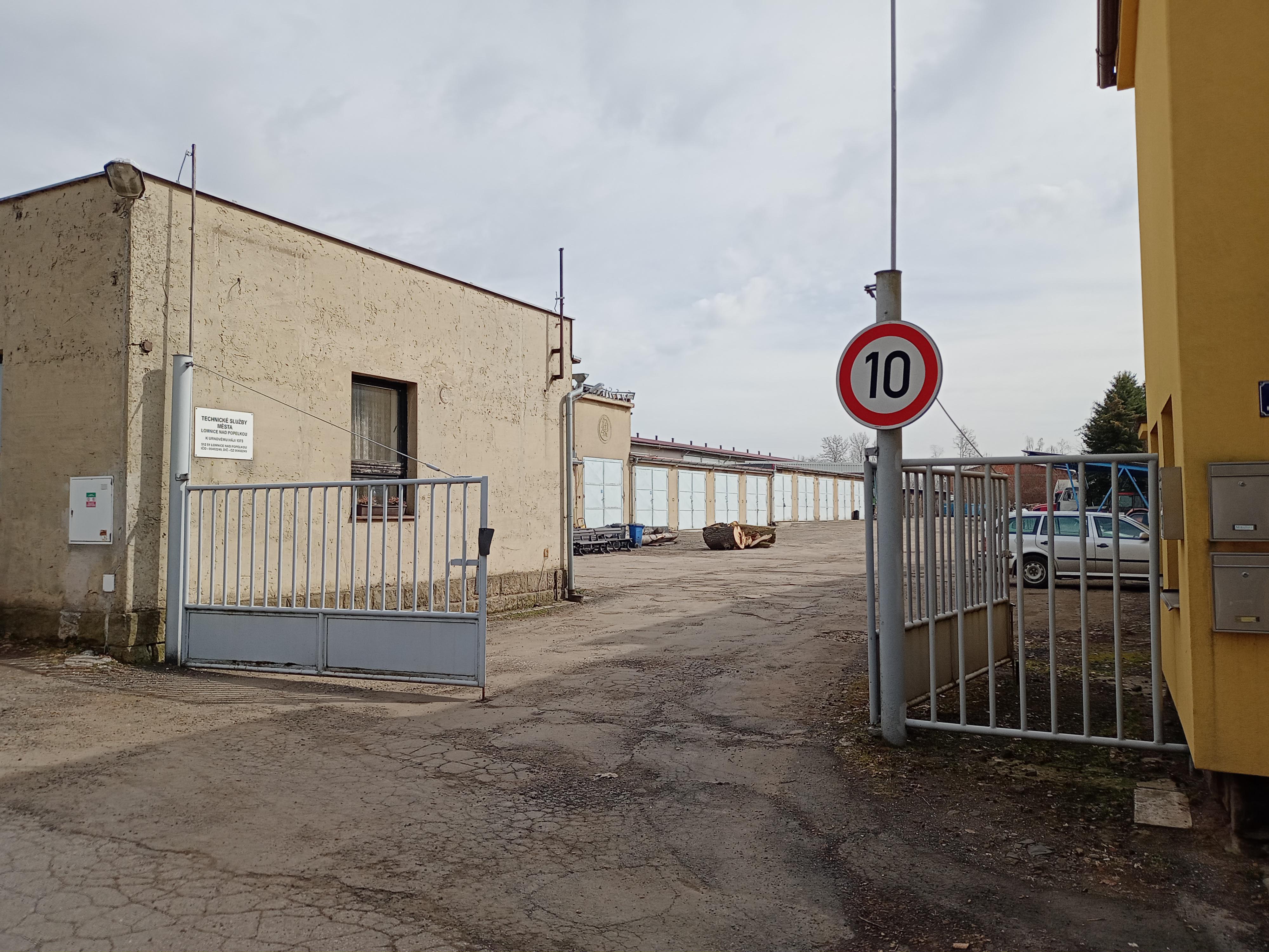 Technické služby města Lomnice nad Popelkou foto 2