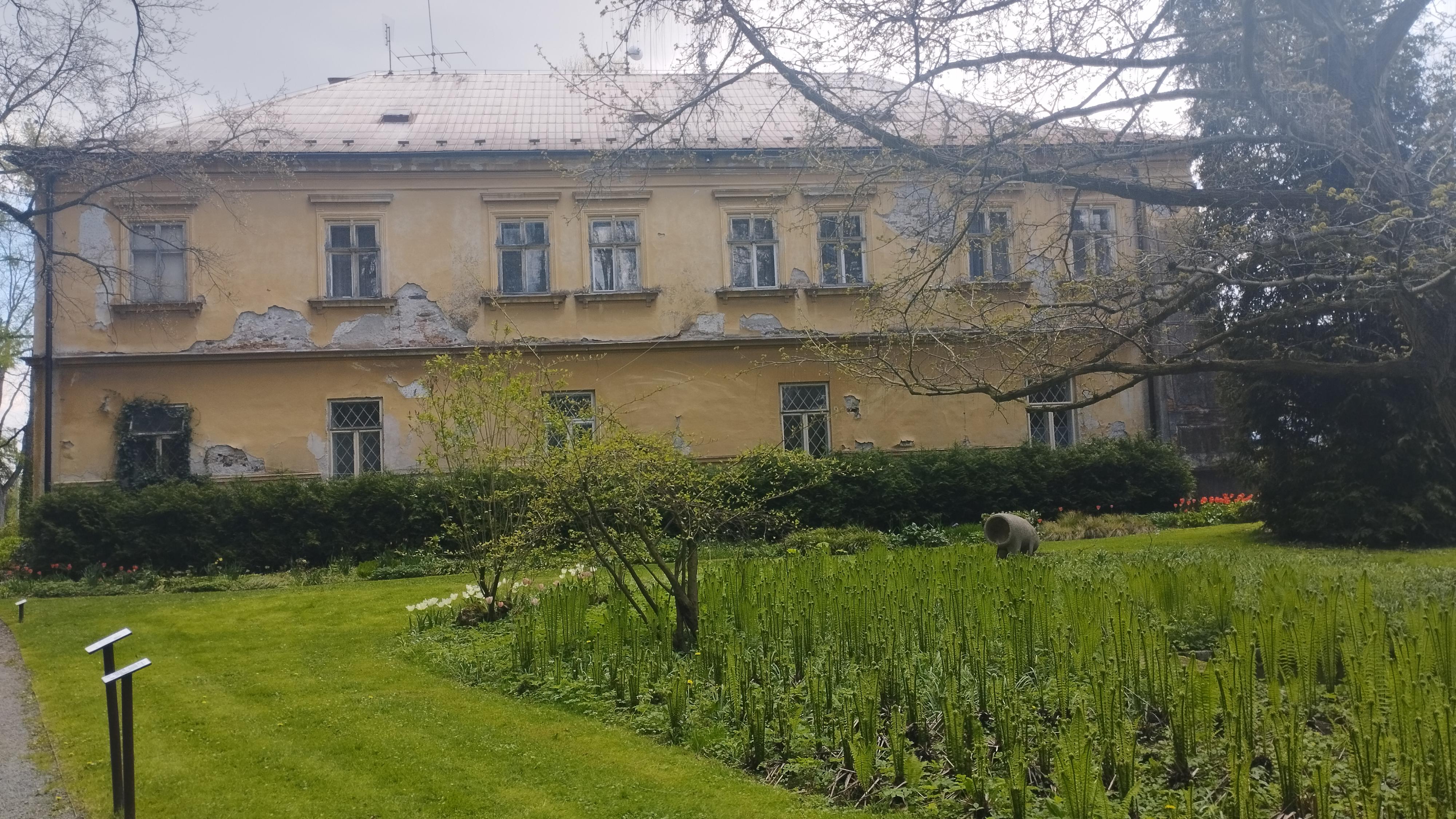 Bílá Lhota - obecní úřad foto 3