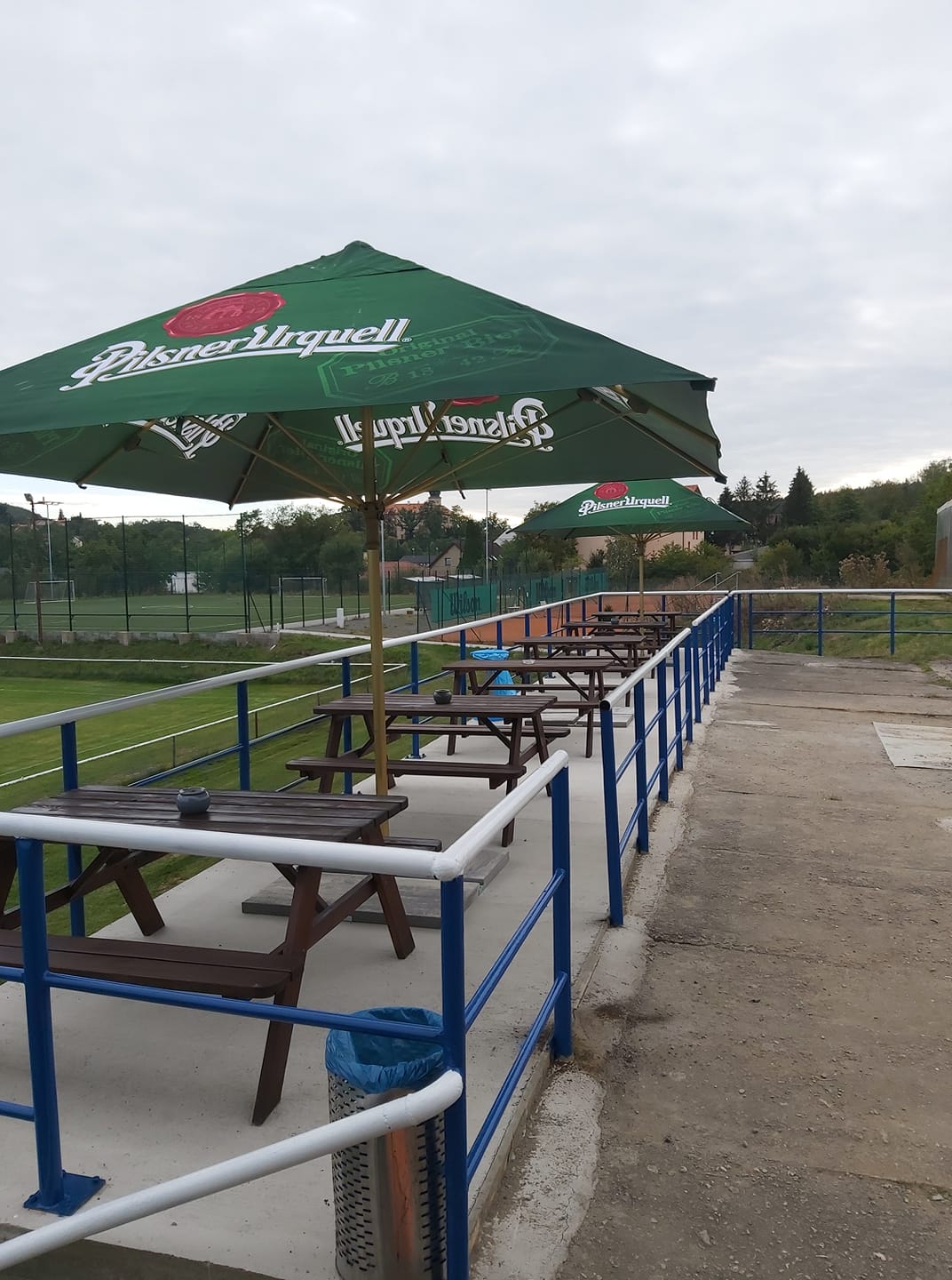 Hospoda na hřišti foto 1