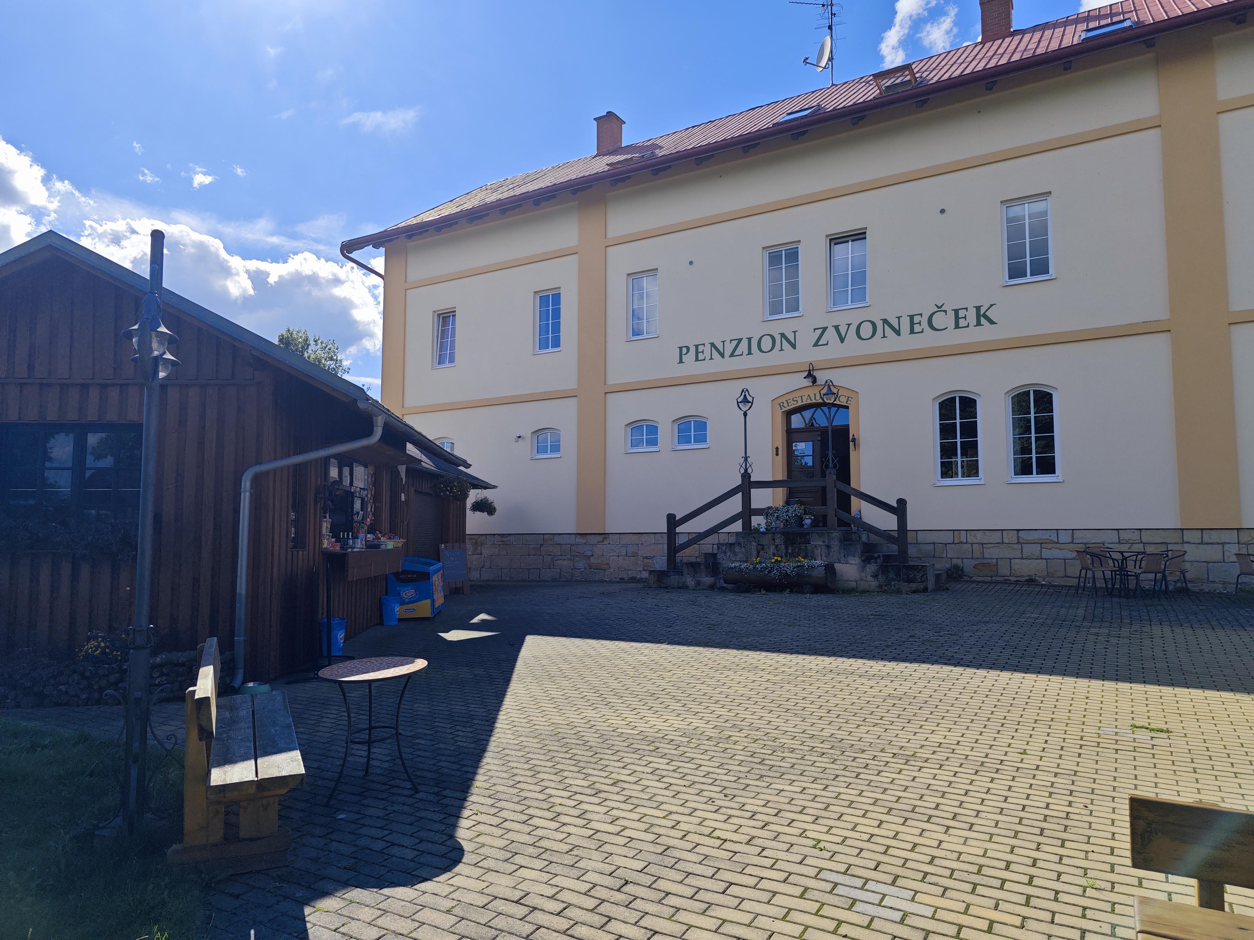 Občerstvení Zvoneček foto 2