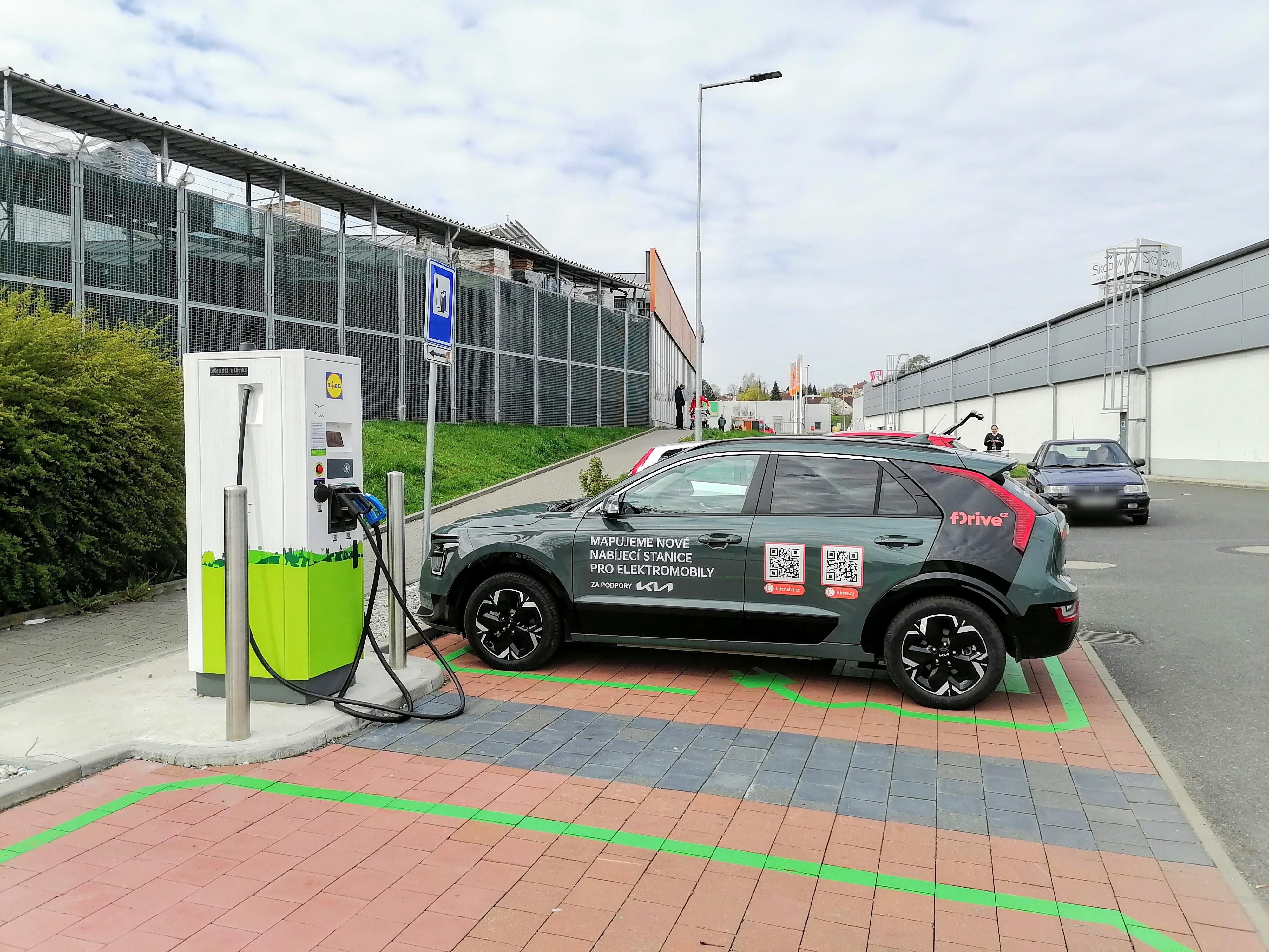 Nabíjecí stanice Lidl