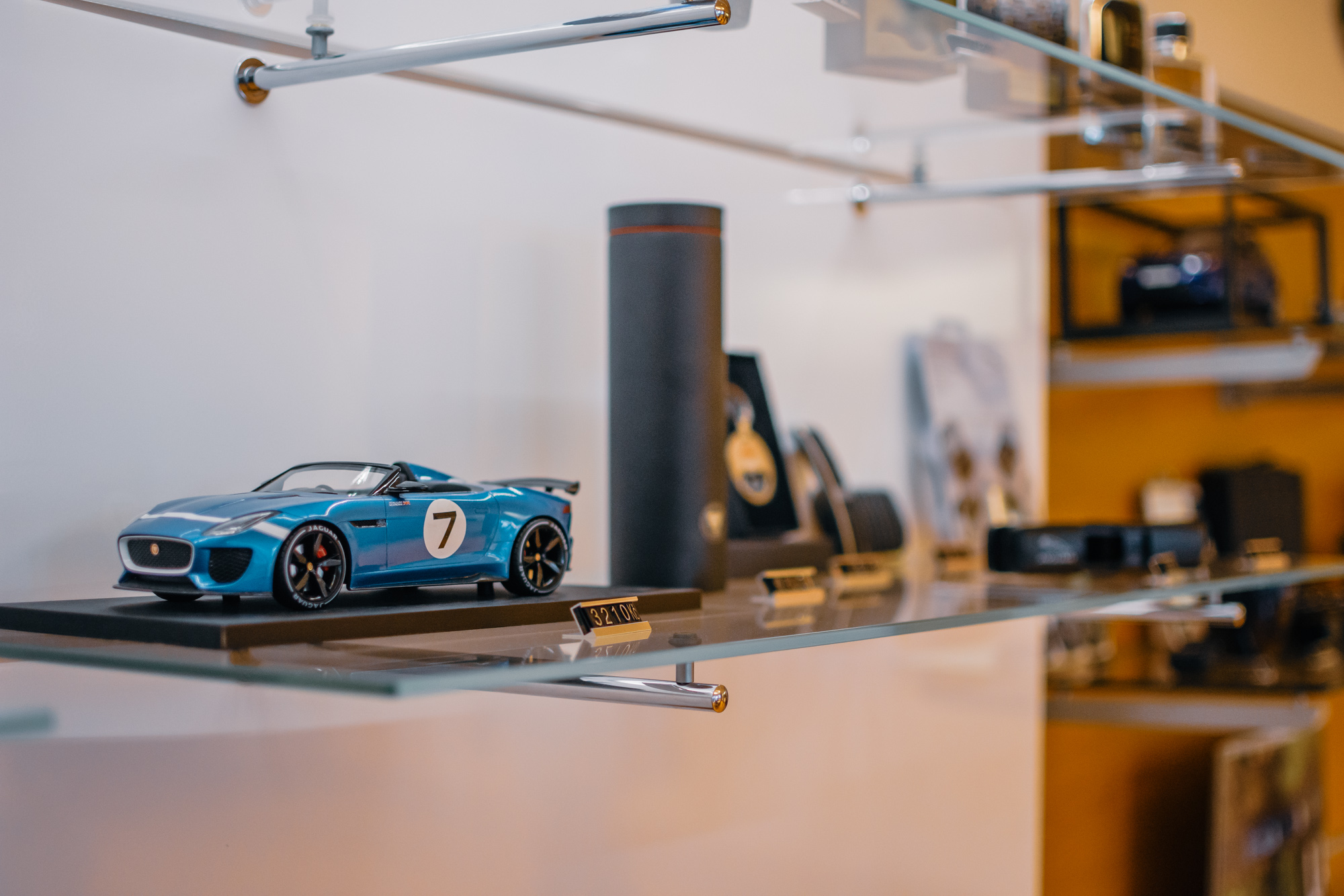 Matějka motors - specializovaný servis Jaguar Land Rover foto 5