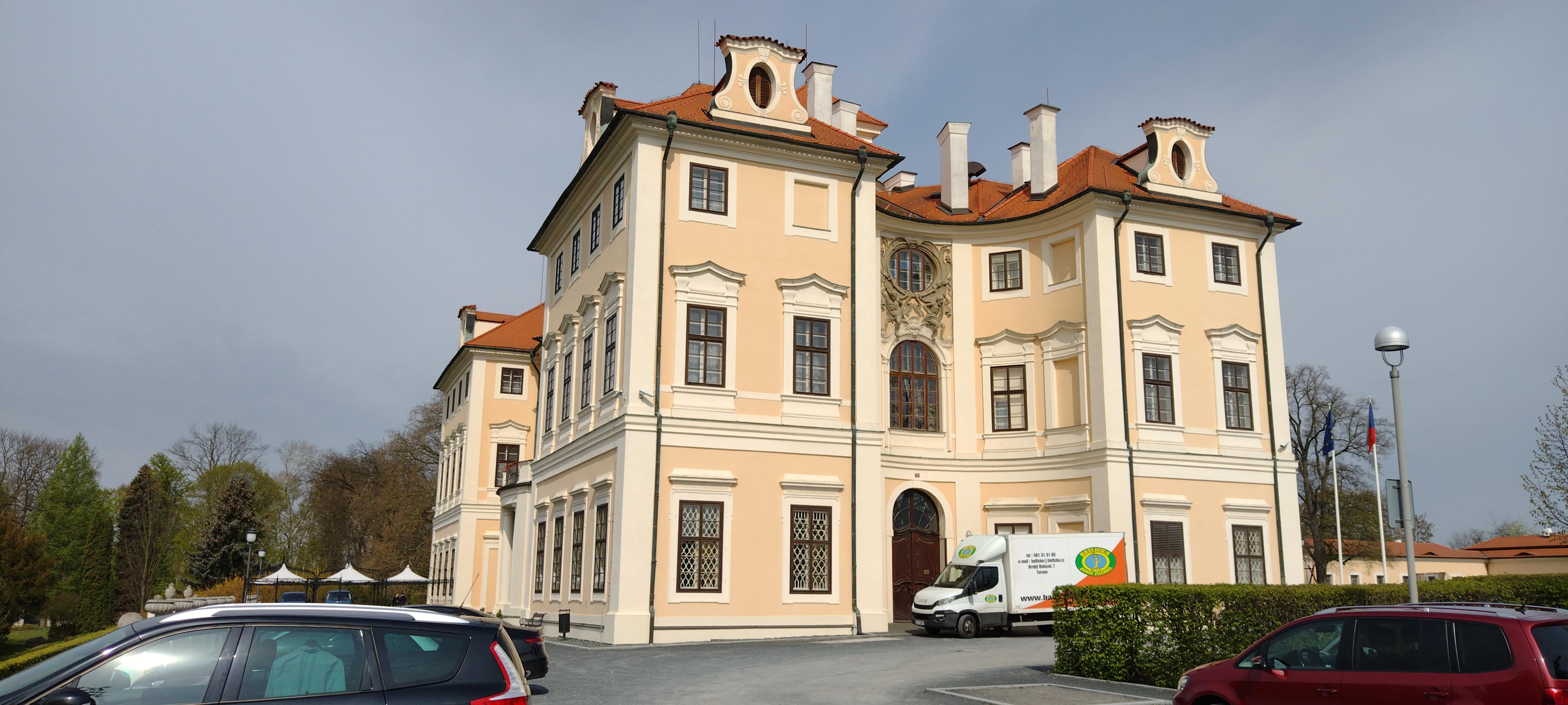 Zámecká restaurace Liblice