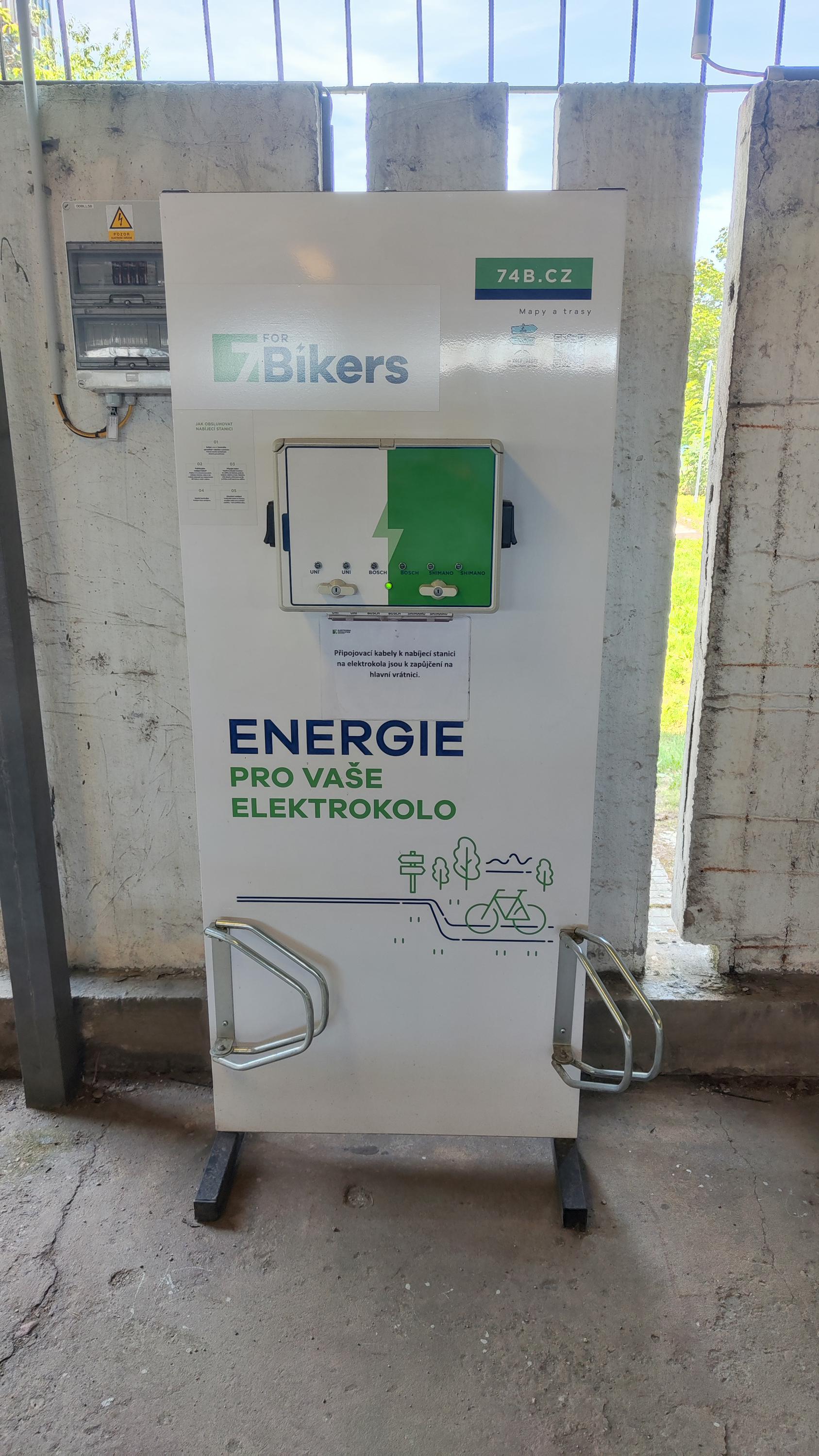 Nabíjecí stanice Elektrárna Chvaletice foto 4