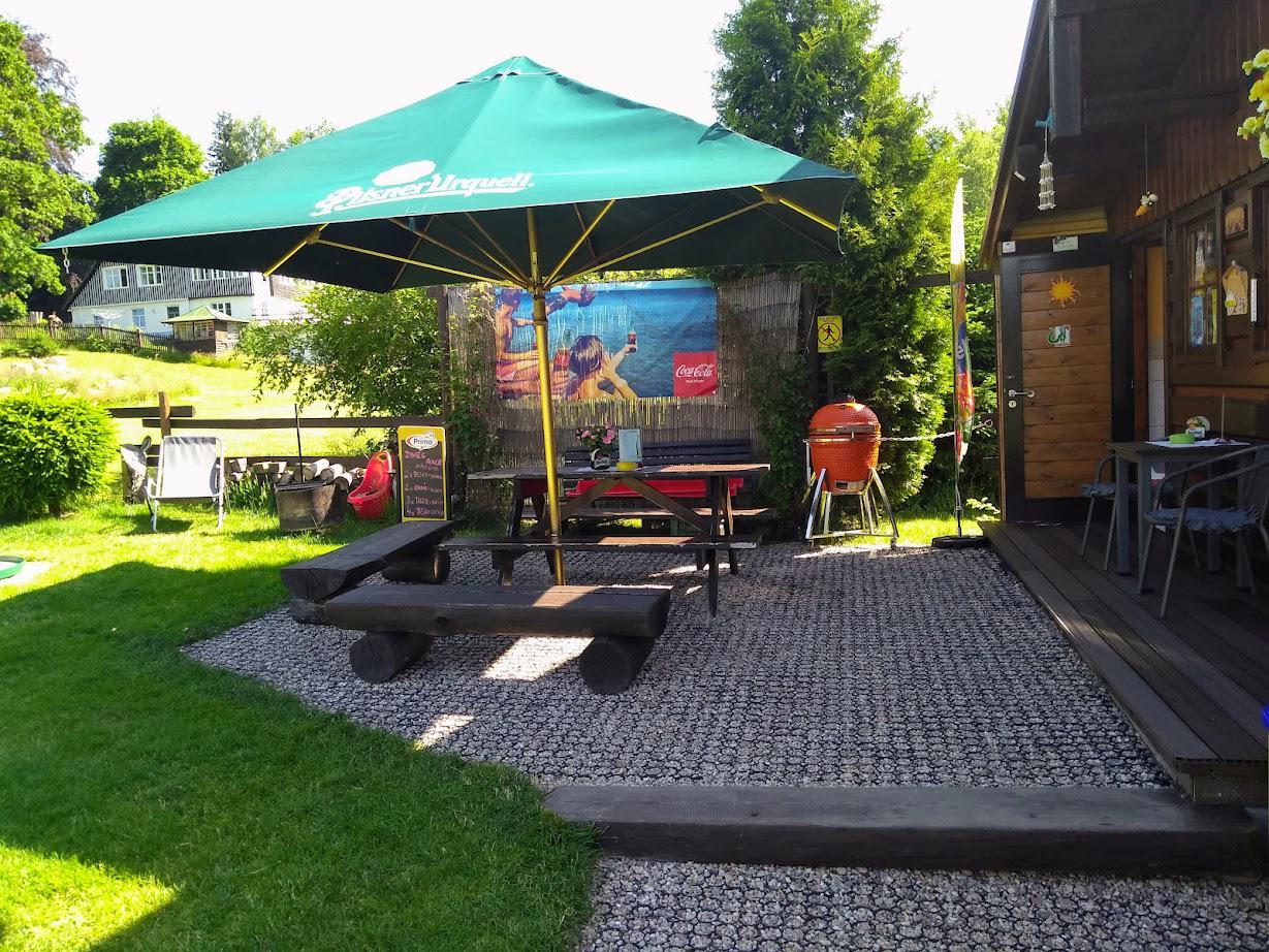 Rychlé občerstvení u minigolfu foto 2