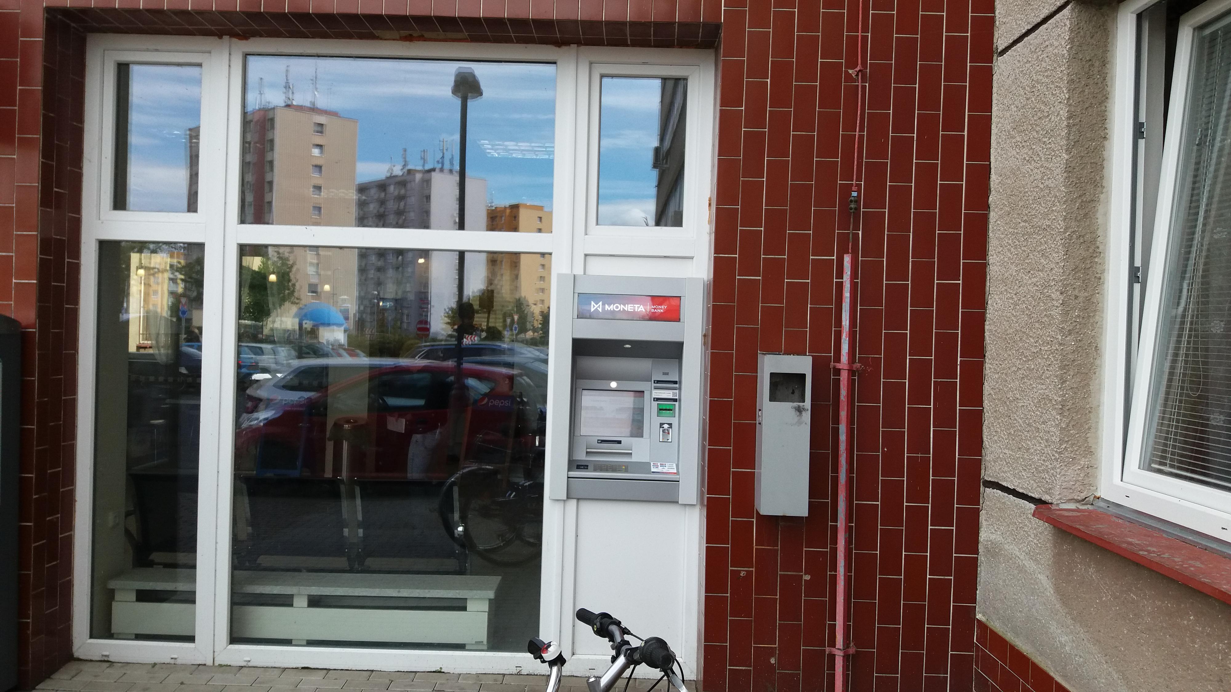 Bankomat MONETA Money Bank foto 2