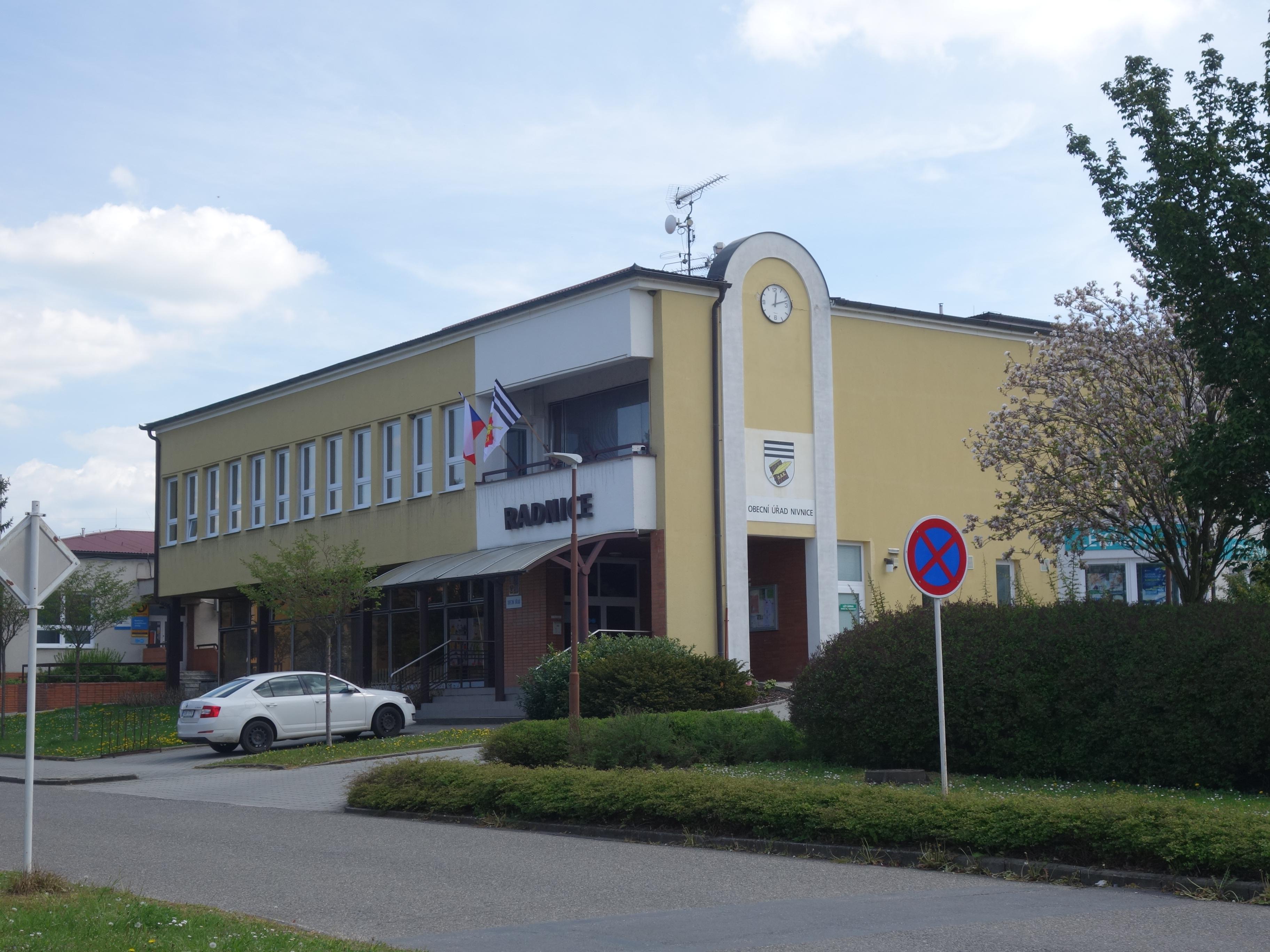 Nivnice - obecní úřad foto 2