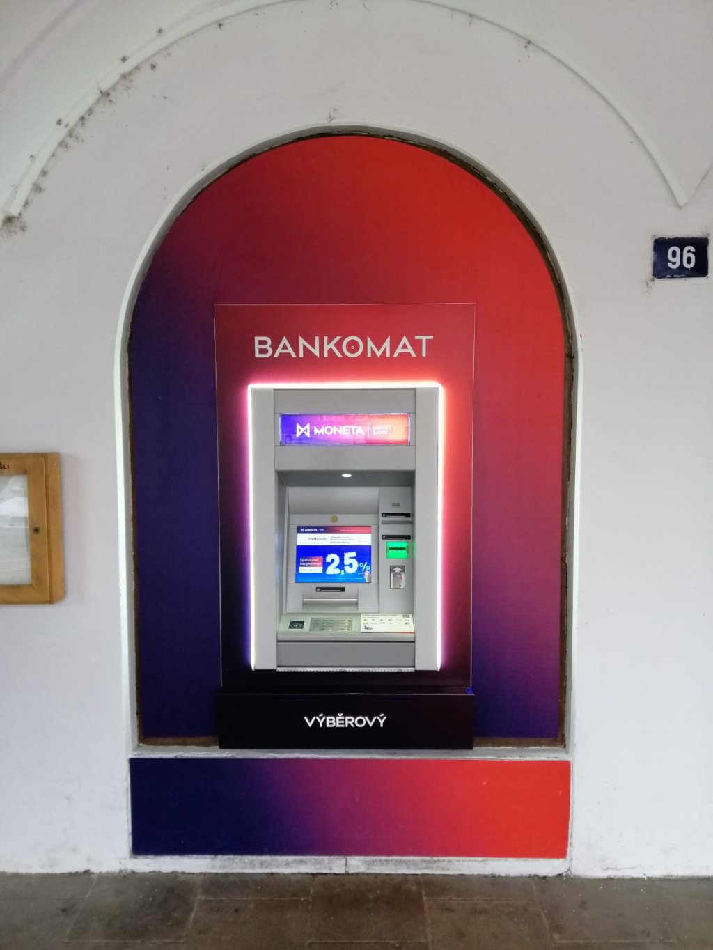 Bankomat MONETA Money Bank foto 2