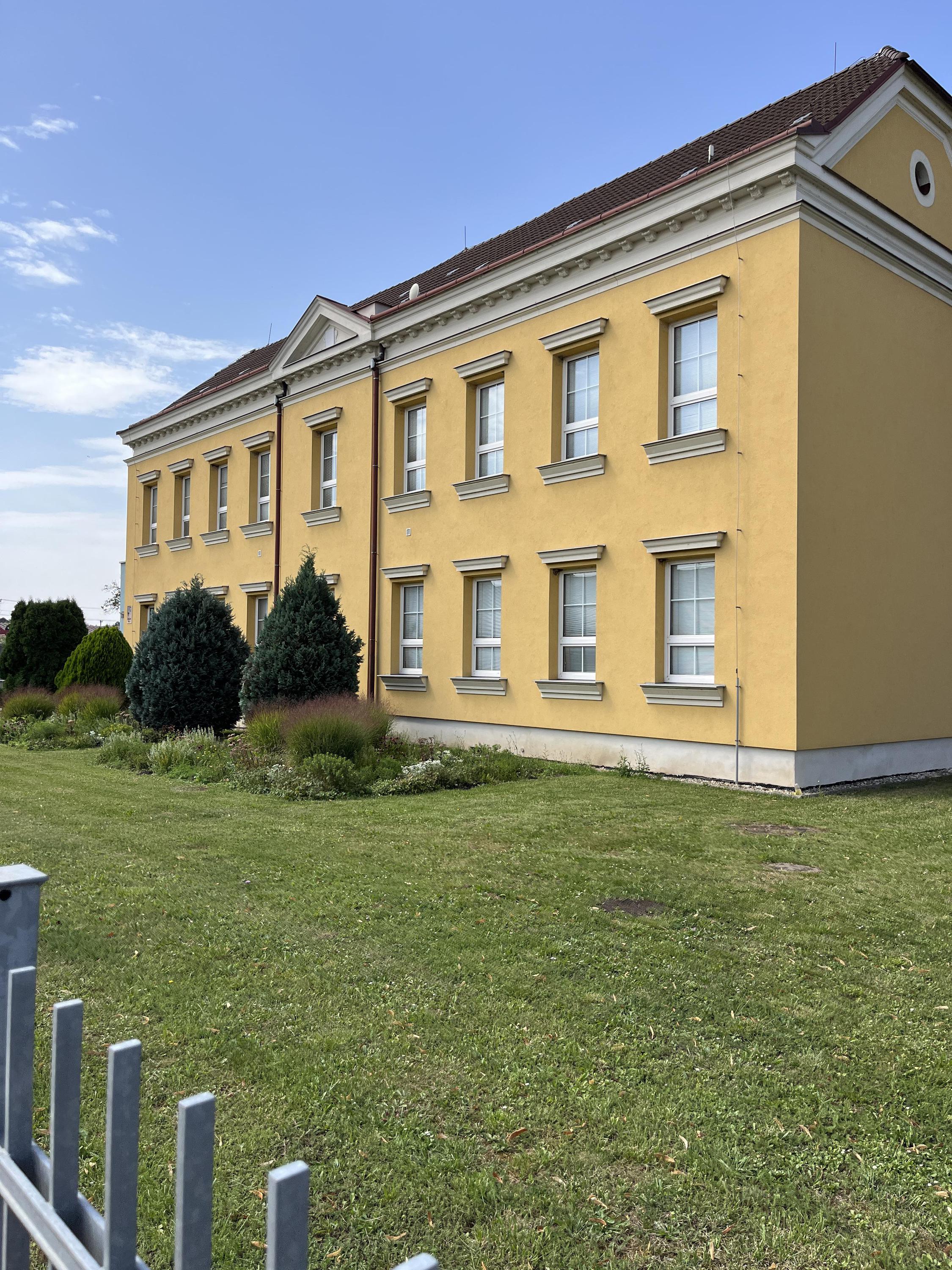 ZŠ a MŠ Petrov, okres Hodonín foto 3
