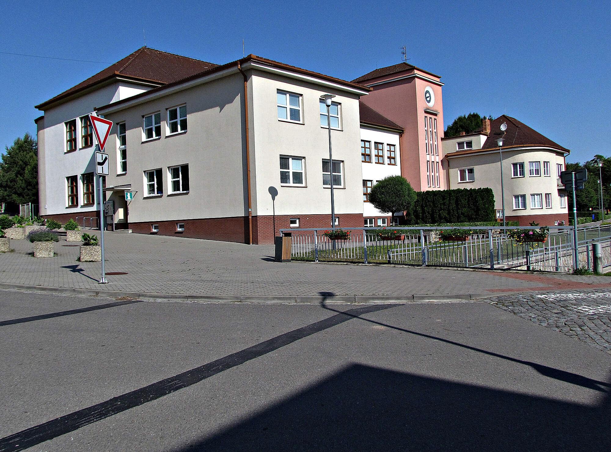 Masarykova ZŠ, Ždánice foto 3