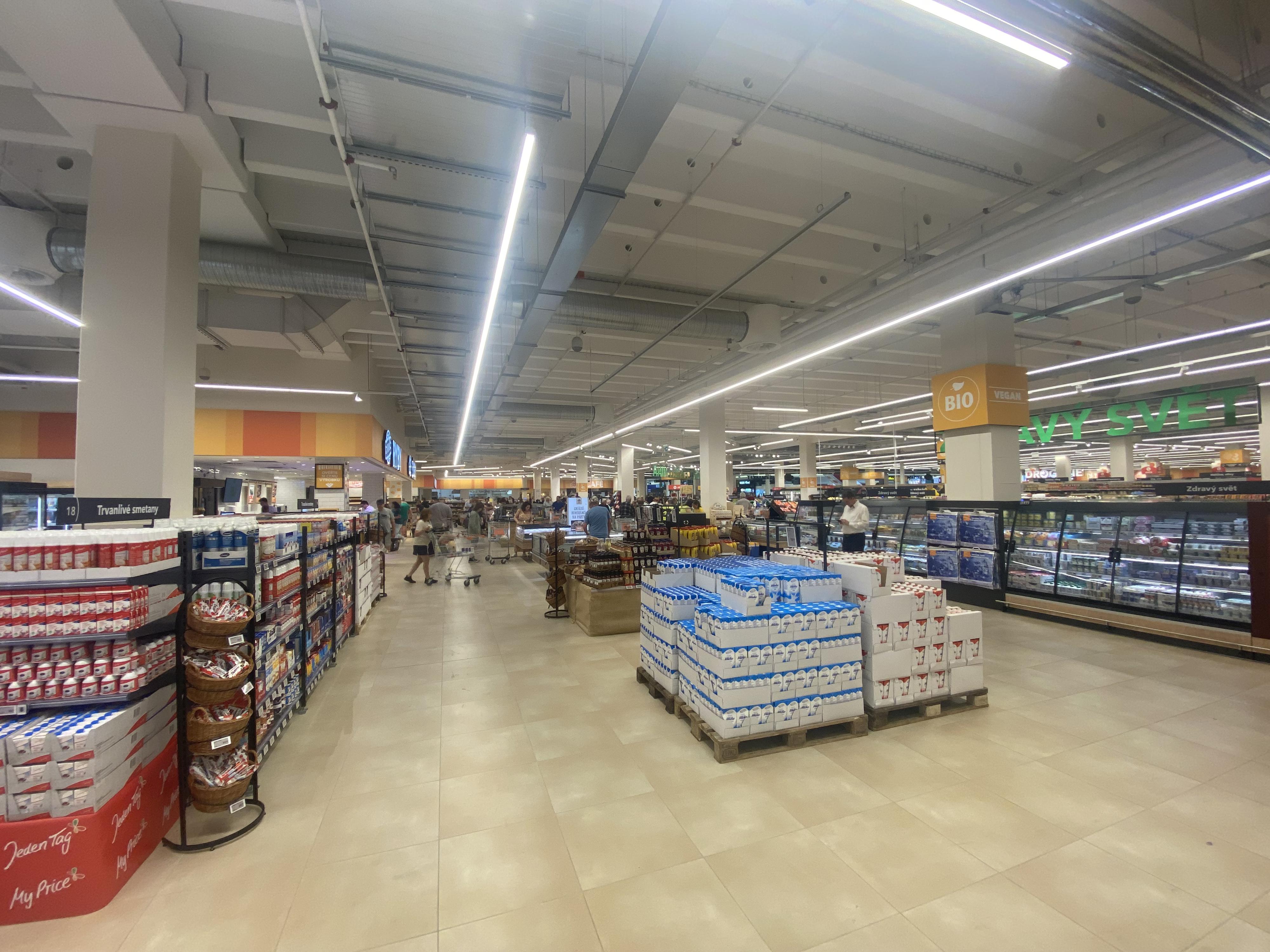 Globus Hypermarket foto 3
