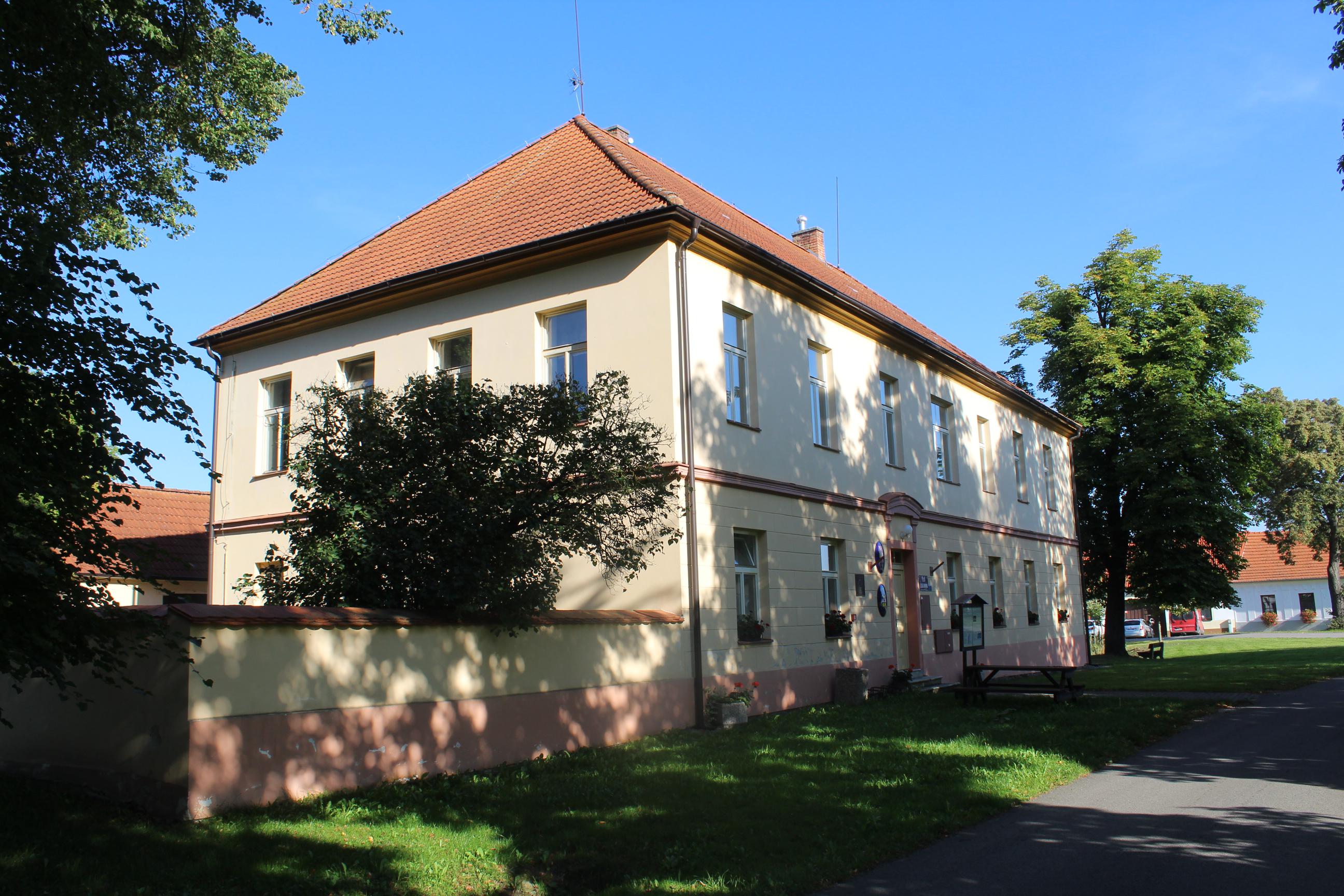 Zálší - obecní úřad foto 5