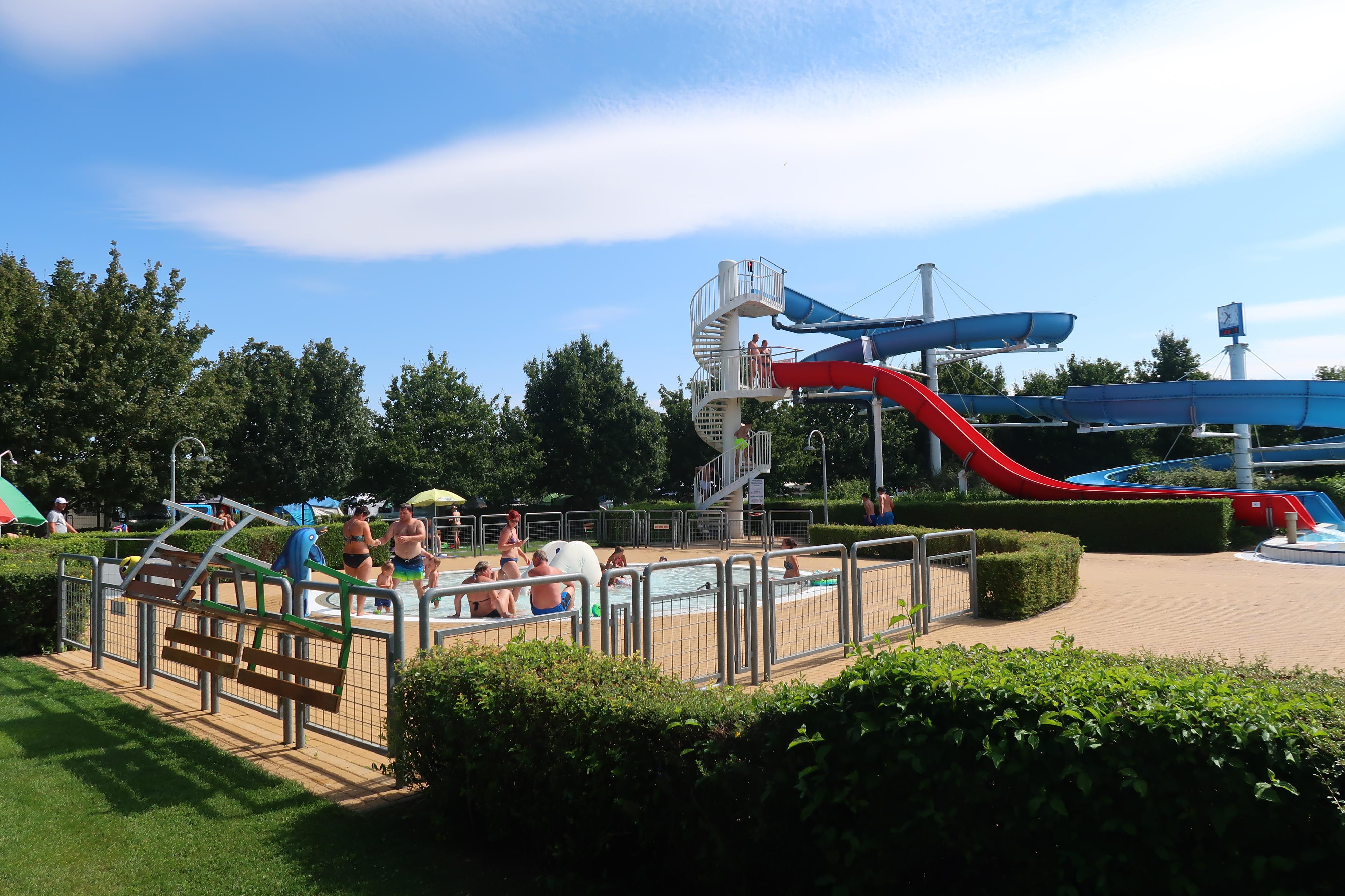 Sportoviště Únanov