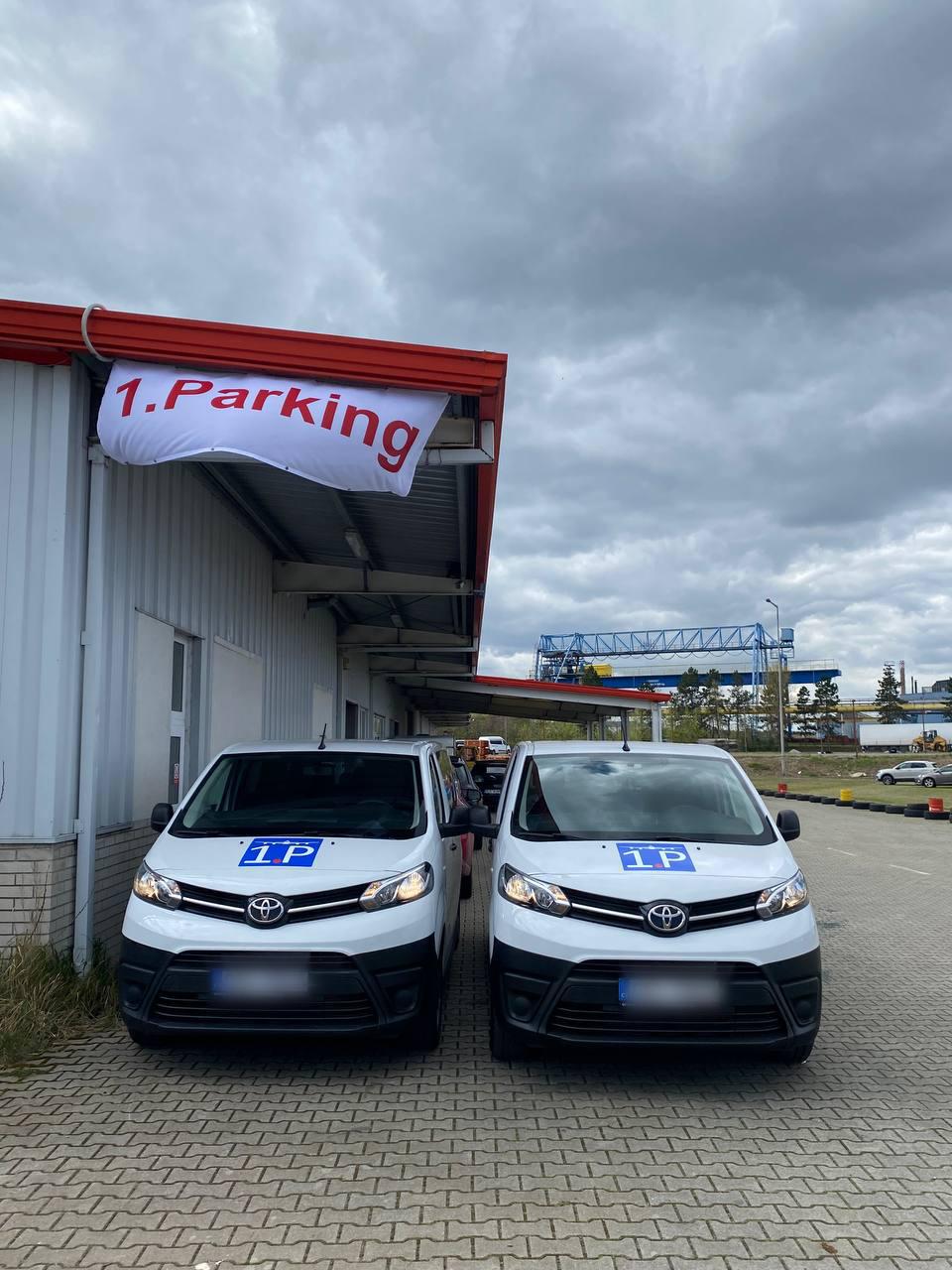 1.PARKING | Levné parkování u letiště v Praze foto 2