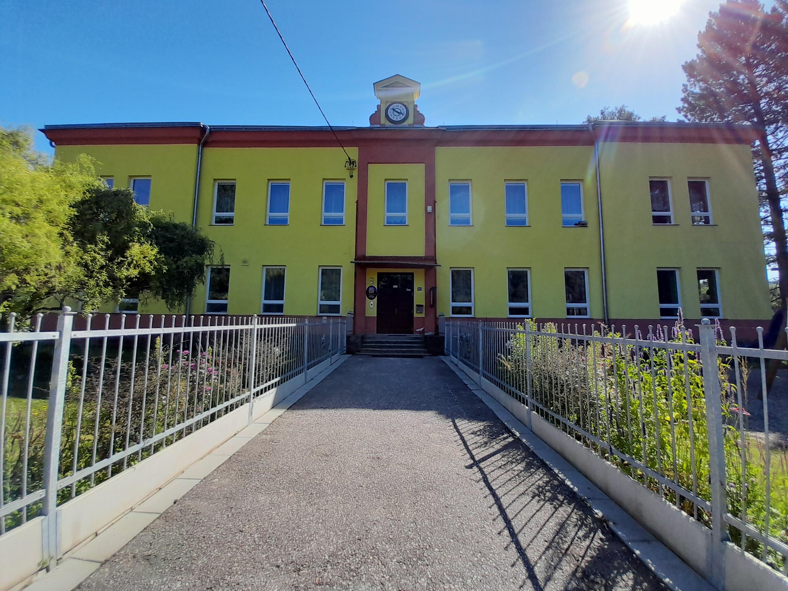 ZŠ a MŠ Dolní Lánov