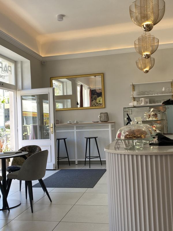 Parisienne Speci Desserts & Café (Karlovy Vary) • Firmy.cz