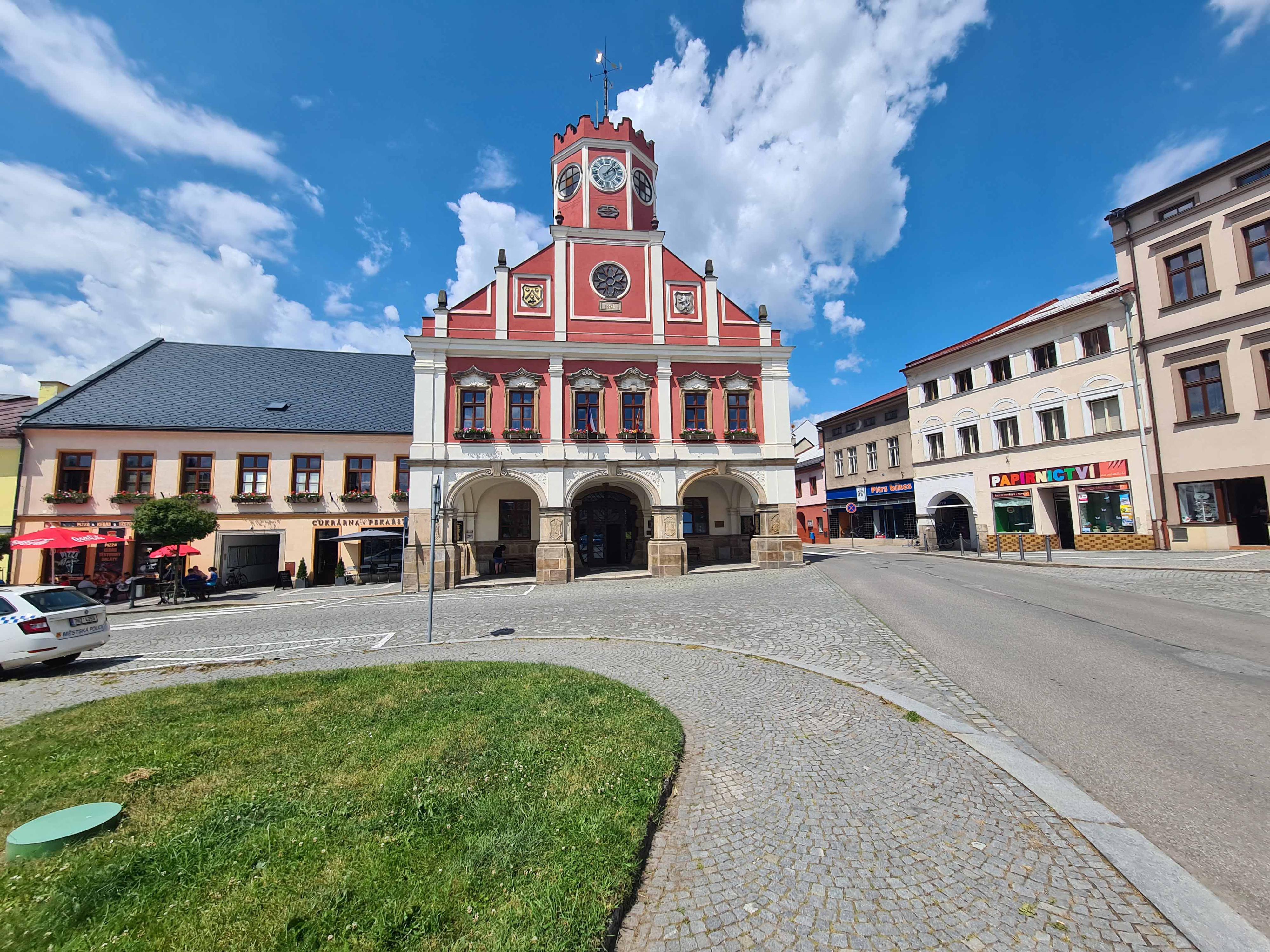 Police nad Metují - městský úřad foto 6